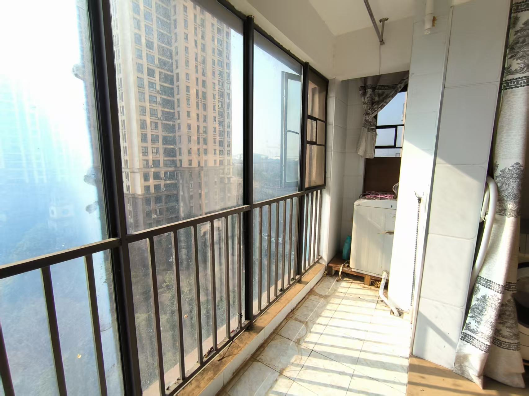 佳兆业金域天下二期 3室2厅1卫 37.8万 佳兆业金域天下二期 3室2厅1卫 37.8万室内图