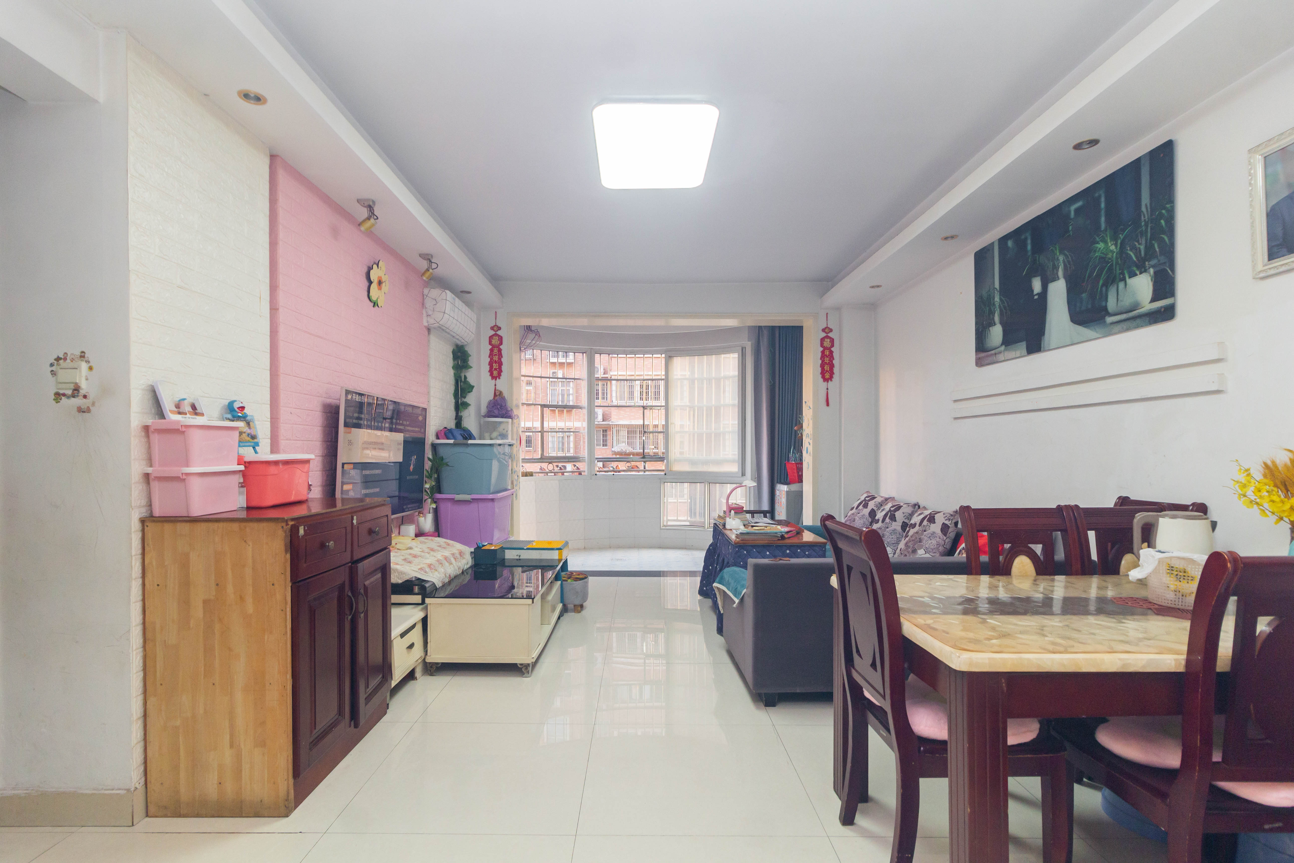 星城国际 2室2厅1卫 43.8万 星城国际 2室2厅1卫 43.8万客厅