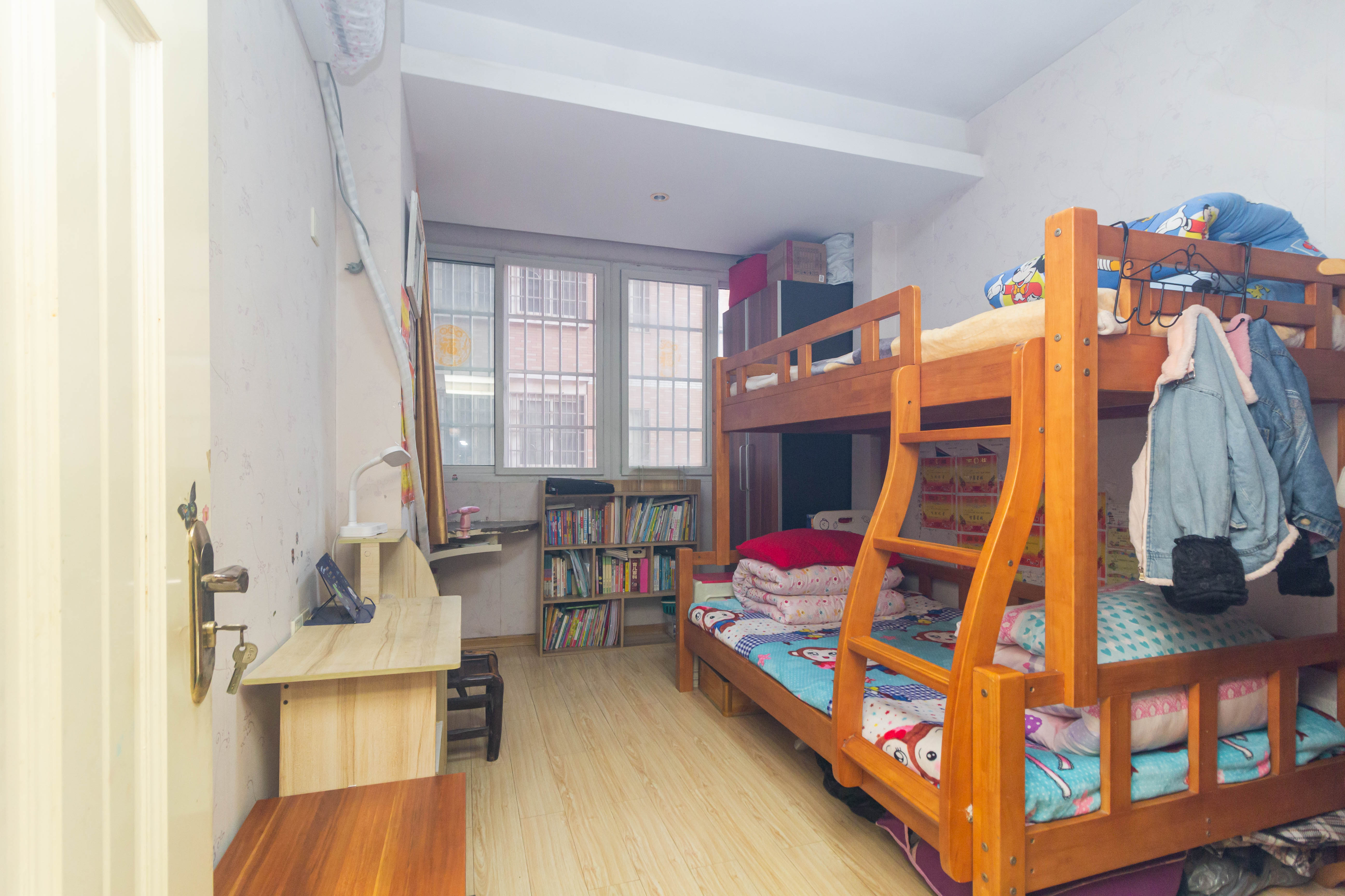 星城国际 2室2厅1卫 43.8万 星城国际 2室2厅1卫 43.8万卧室