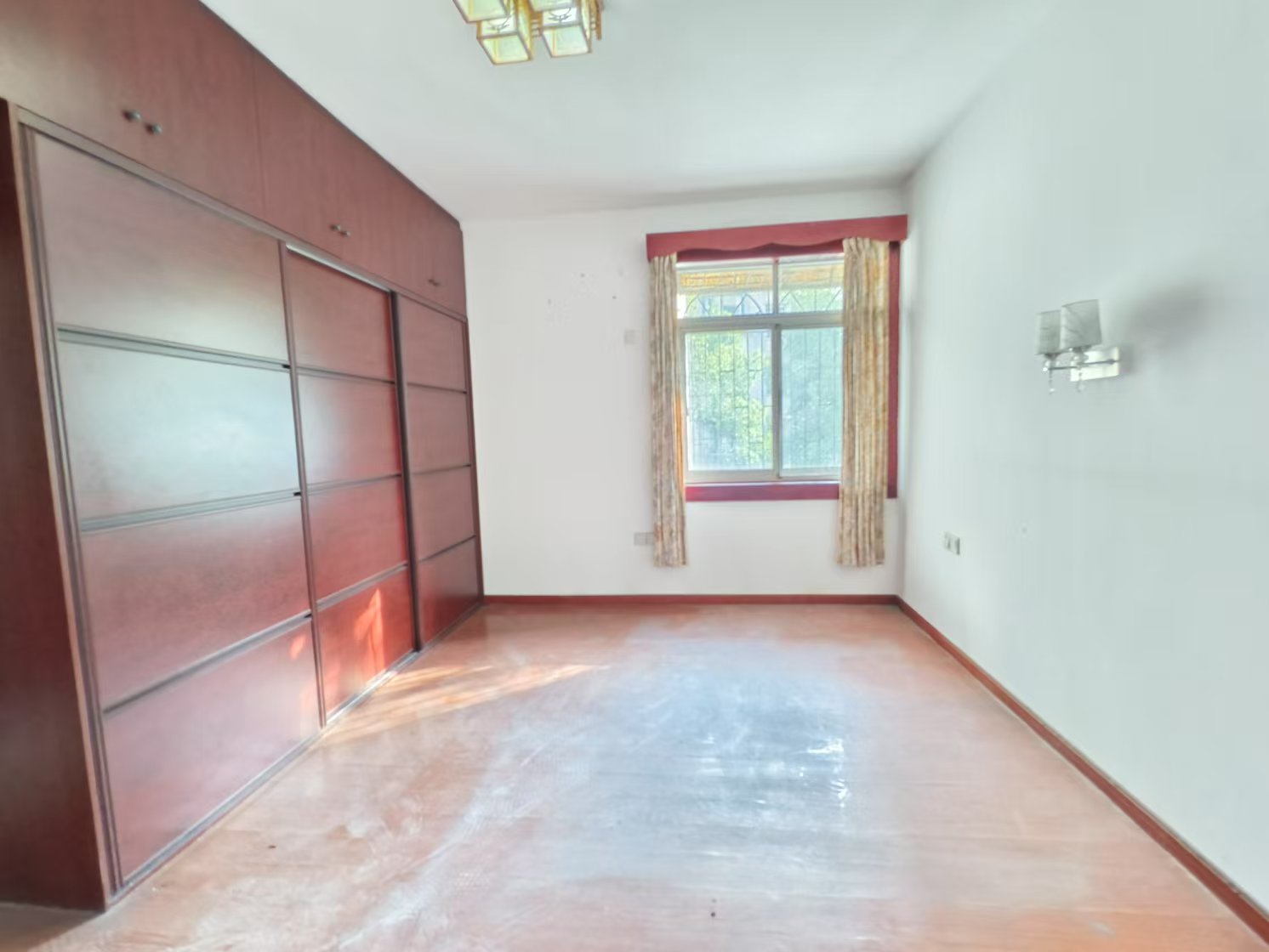 金环海外 3室2厅2卫 35.8万 金环海外 3室2厅2卫 35.8万室内图