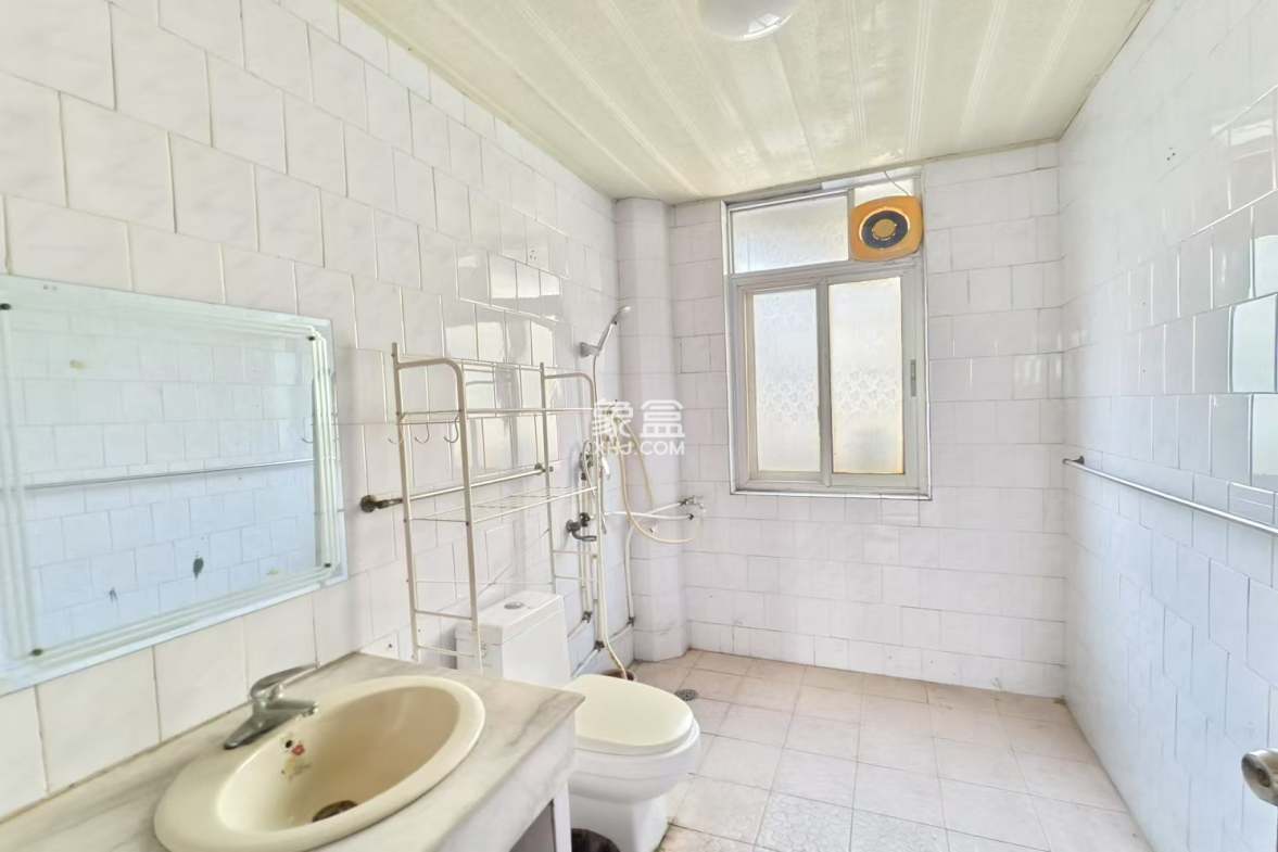 金环海外 3室2厅2卫 35.8万 金环海外 3室2厅2卫 35.8万室内图