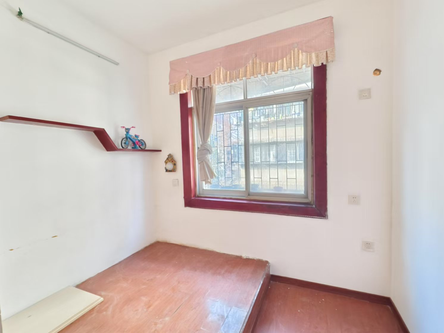 金环海外 3室2厅2卫 35.8万 金环海外 3室2厅2卫 35.8万室内图