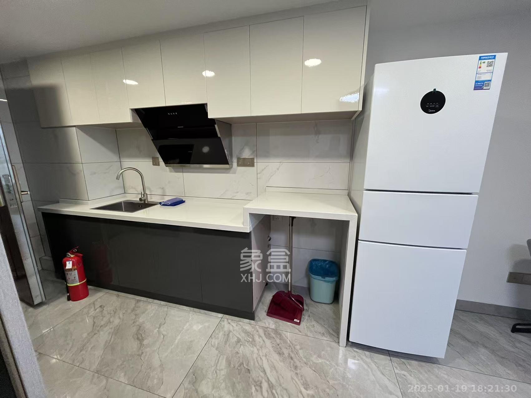 梅溪湖金茂湾 1室1厅1卫 3000.0元/月 梅溪湖金茂湾 1室1厅1卫 3000.0元/月室内图