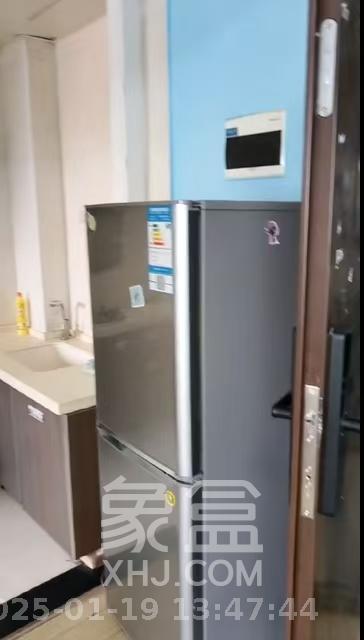 白沙晶城  1室1厅1卫   2000.00元/月室内图