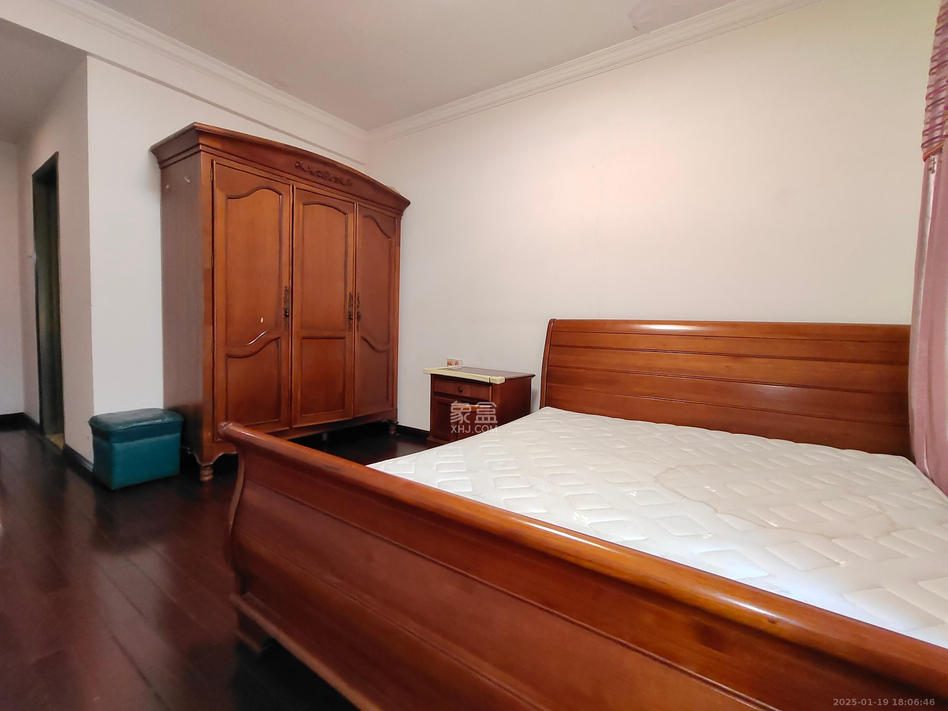 中隆国际御玺 4室2厅3卫 6200.0元/月 中隆国际御玺 4室2厅3卫 6200.0元/月室内图