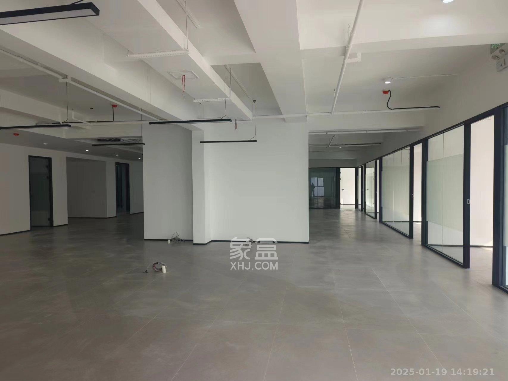 汇富中心   450.0㎡     29800.00元/月室内图