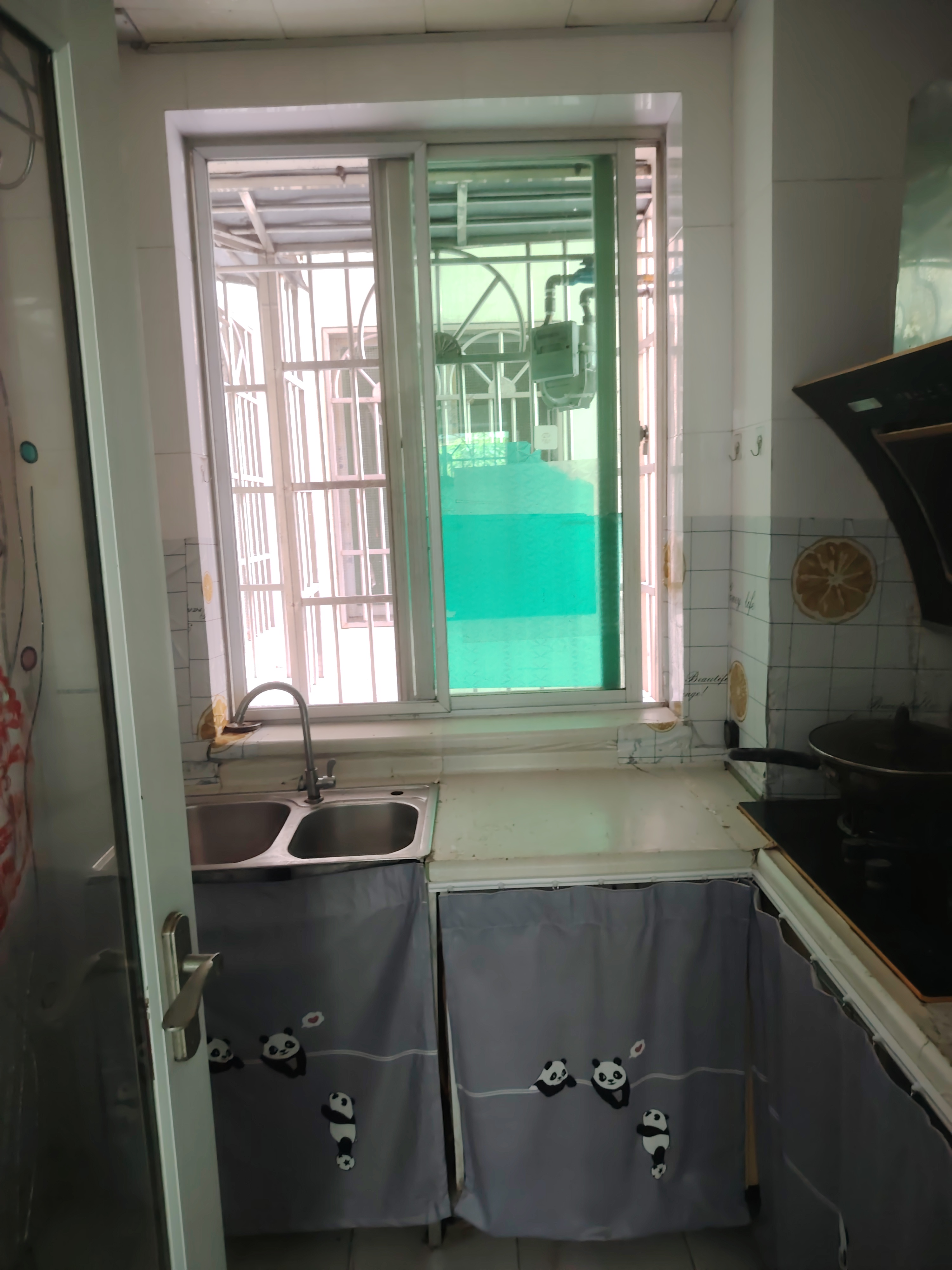 富豪大厦(富豪花园) 2室2厅1卫 126.0万 富豪大厦(富豪花园) 2室2厅1卫 126.0万客厅