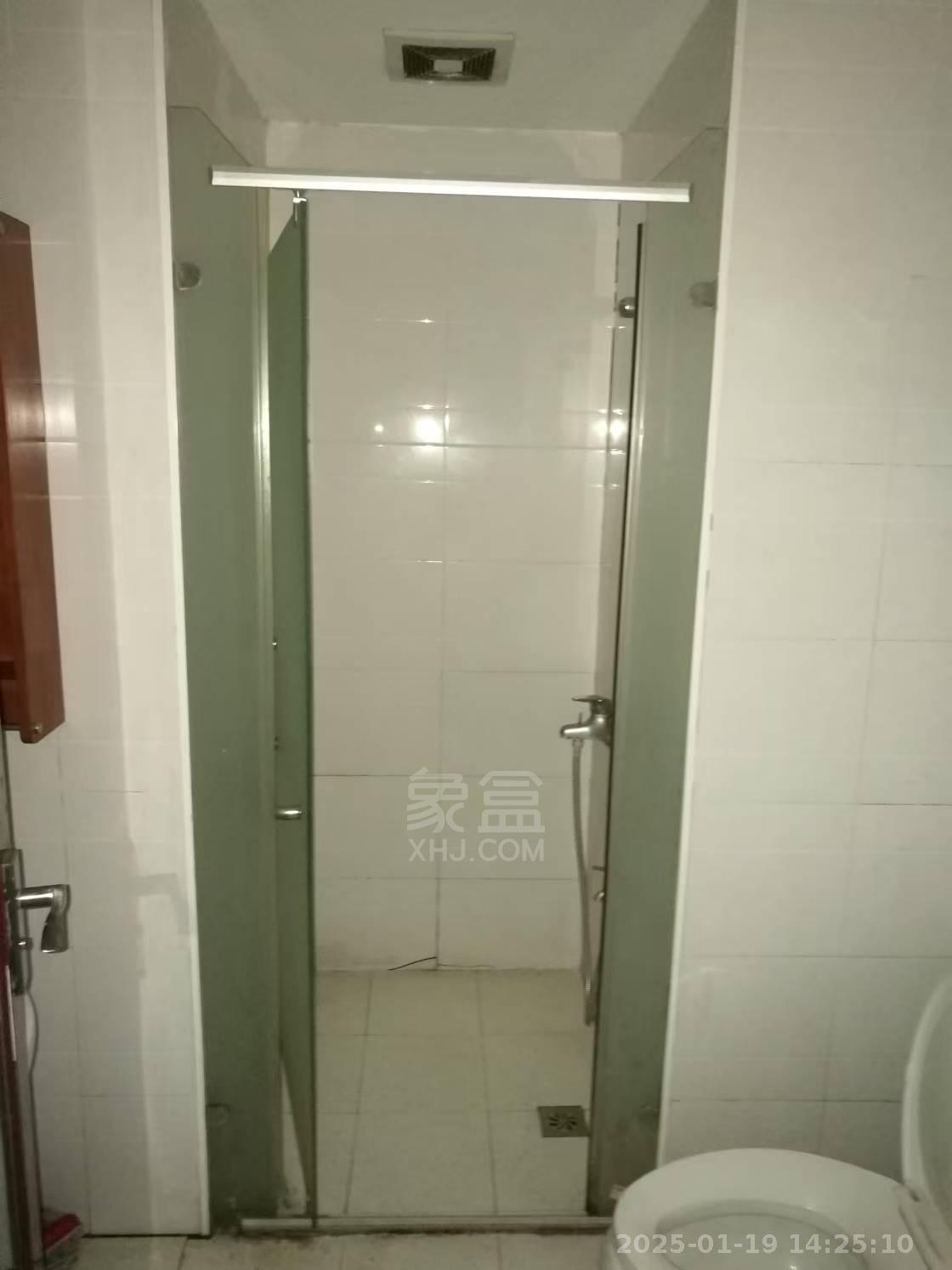 汉华国际 1室1厅1卫 1000.0元/月 汉华国际 1室1厅1卫 1000.0元/月室内图