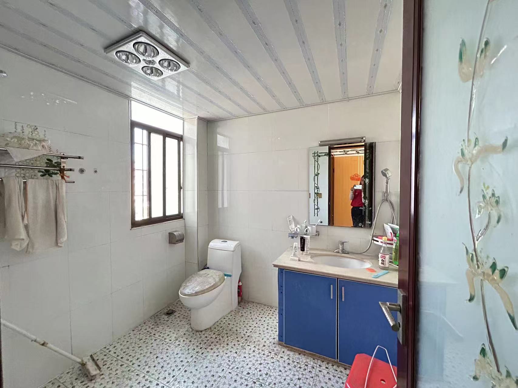 五江建材城  3室2厅2卫    52.0万 五江建材城  3室2厅2卫    52.0万