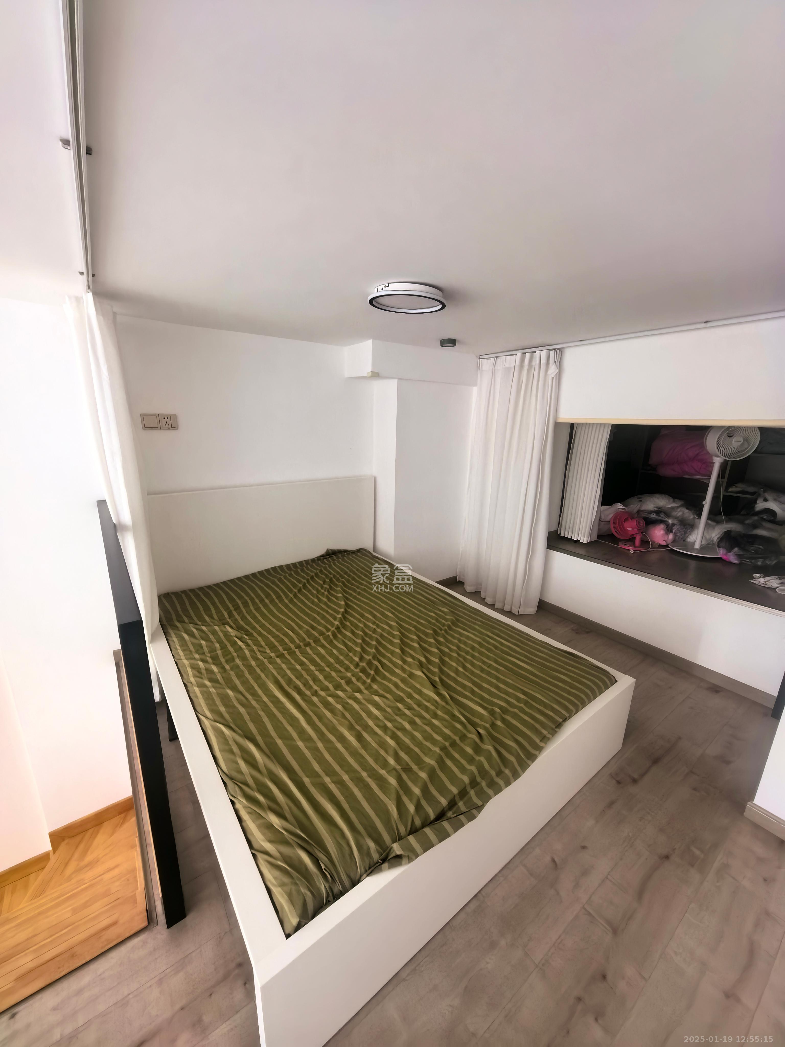 藏珑湖上公馆 1室0厅0卫 2600.0元/月 藏珑湖上公馆 1室0厅0卫 2600.0元/月室内图