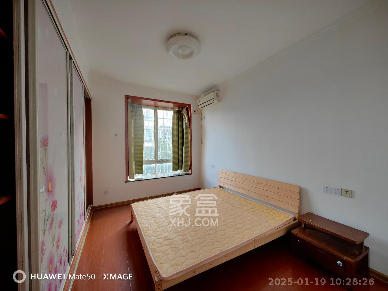 洞井一小区 3室2厅1卫 1800.0元/月 洞井一小区 3室2厅1卫 1800.0元/月室内图