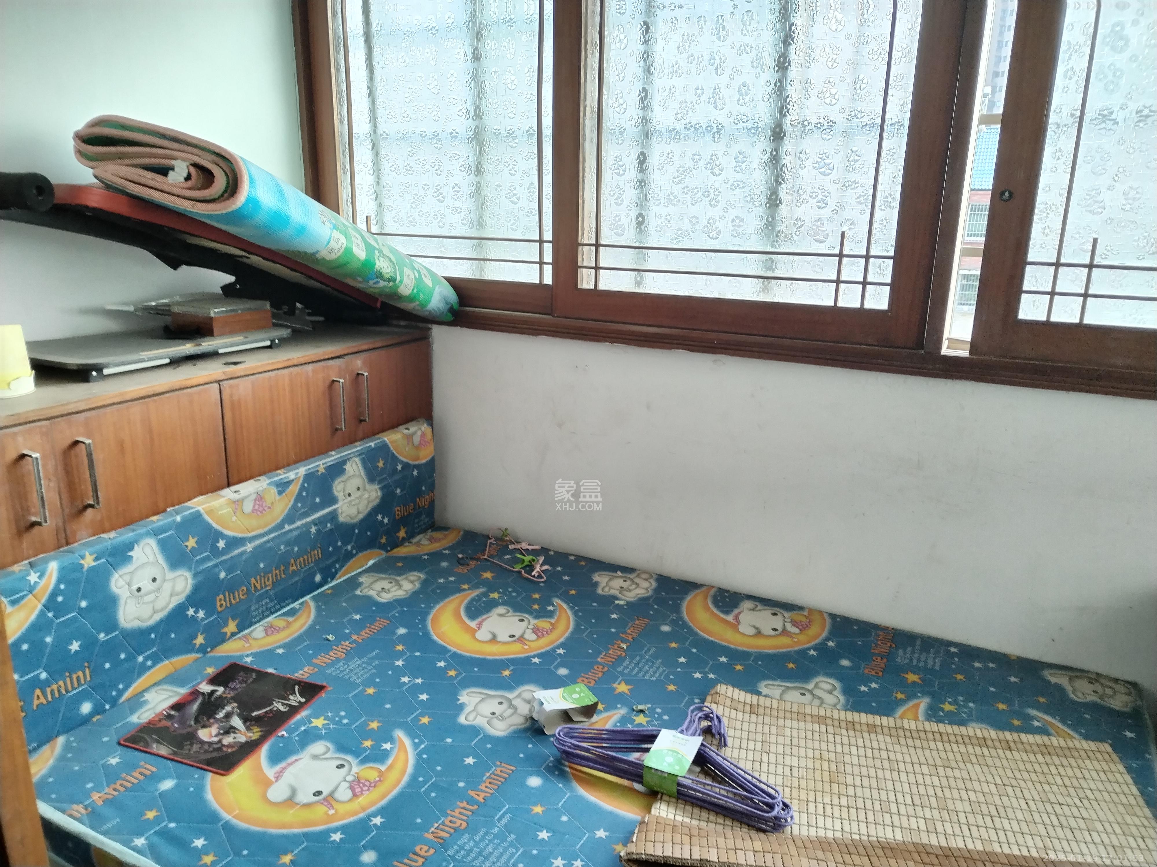 广福园 4室2厅2卫 2800.0元/月 广福园 4室2厅2卫 2800.0元/月室内图