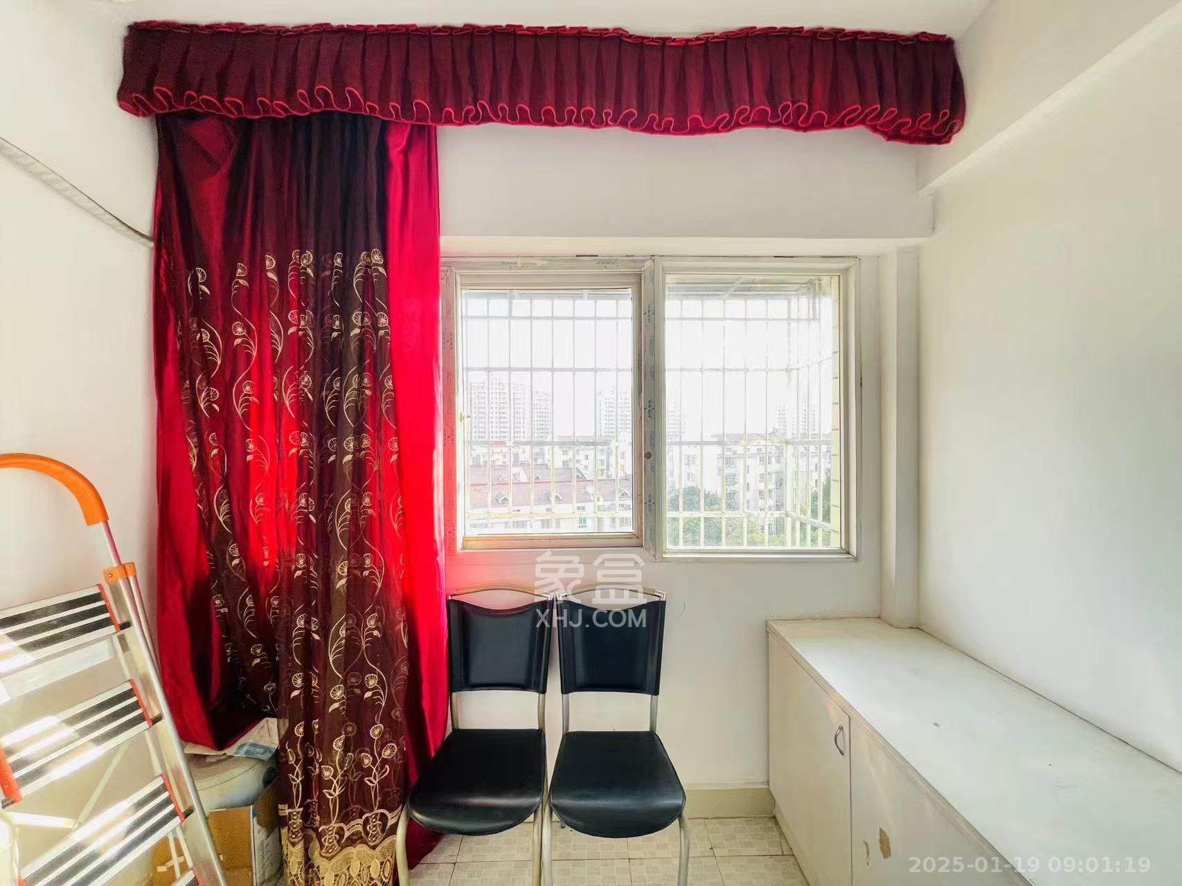 富绿新村 2室2厅1卫 1800.0元/月 富绿新村 2室2厅1卫 1800.0元/月室内图