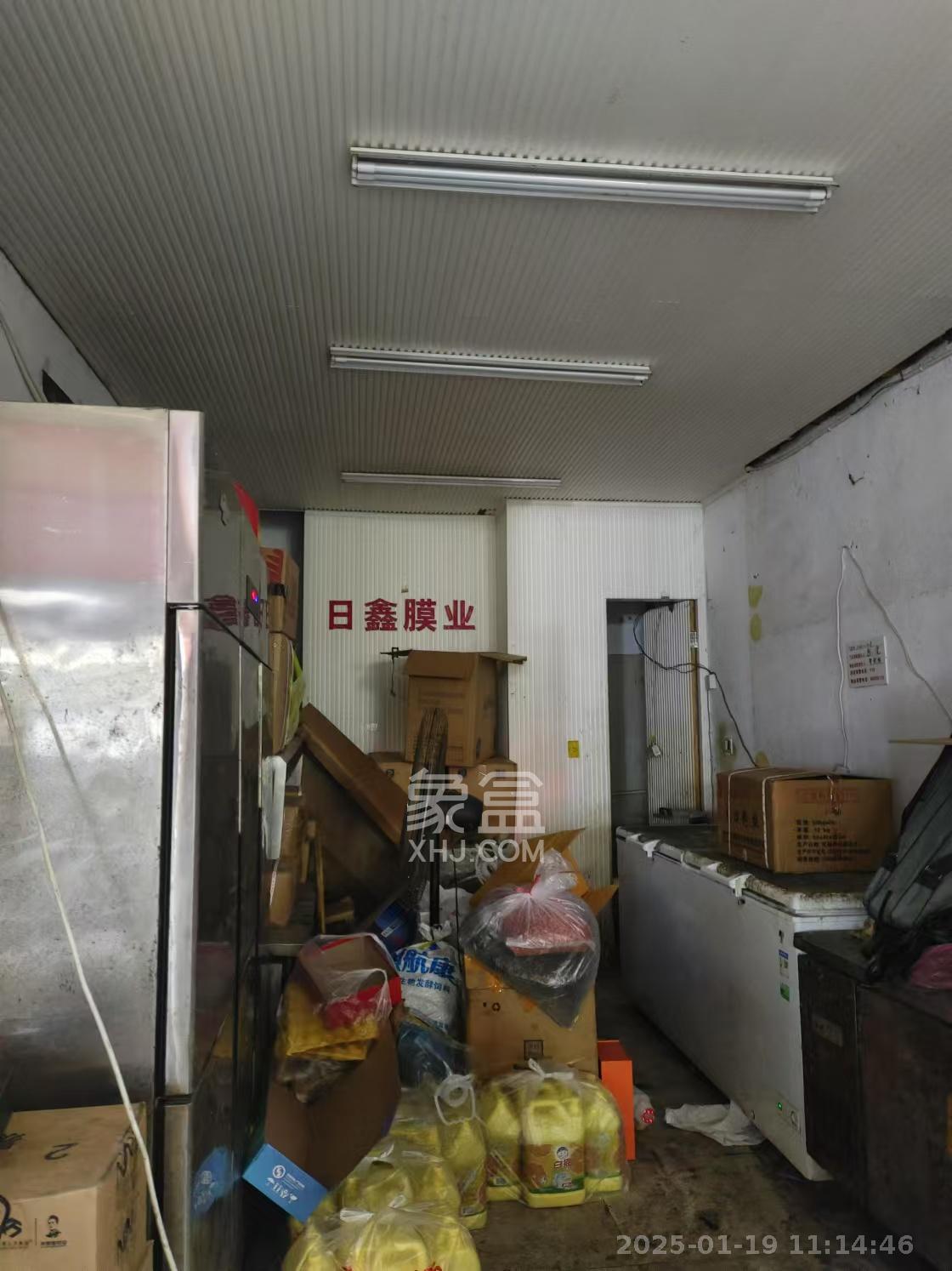 中南汽车世界   22.0㎡     1000.00元/月室内图