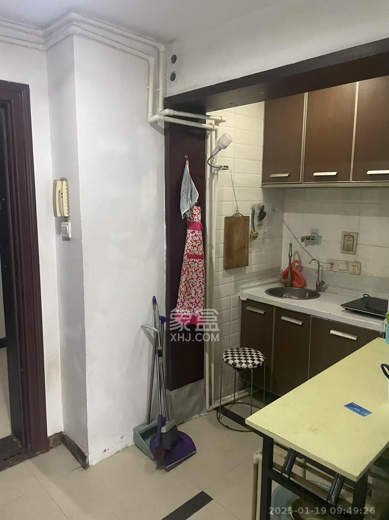 标志商务中心 1室1厅1卫 1000.0元/月 标志商务中心 1室1厅1卫 1000.0元/月室内图