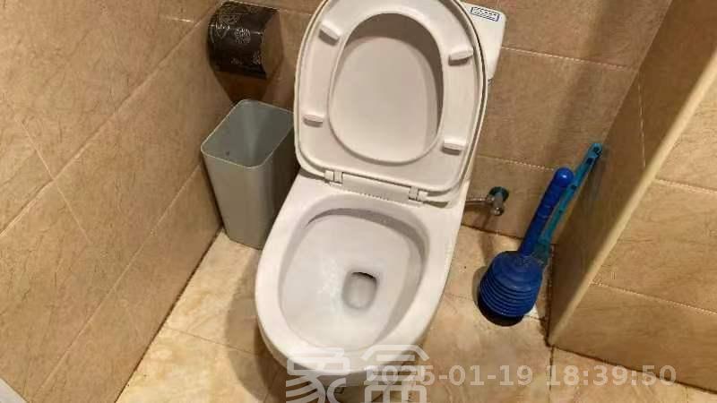 中一九骏（枫桥苑）  1室1厅1卫   1700.00元/月室内图