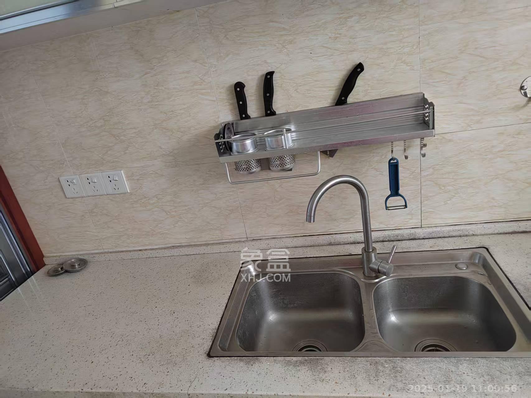 马王堆汽配城  3室2厅1卫   2280.00元/月室内图