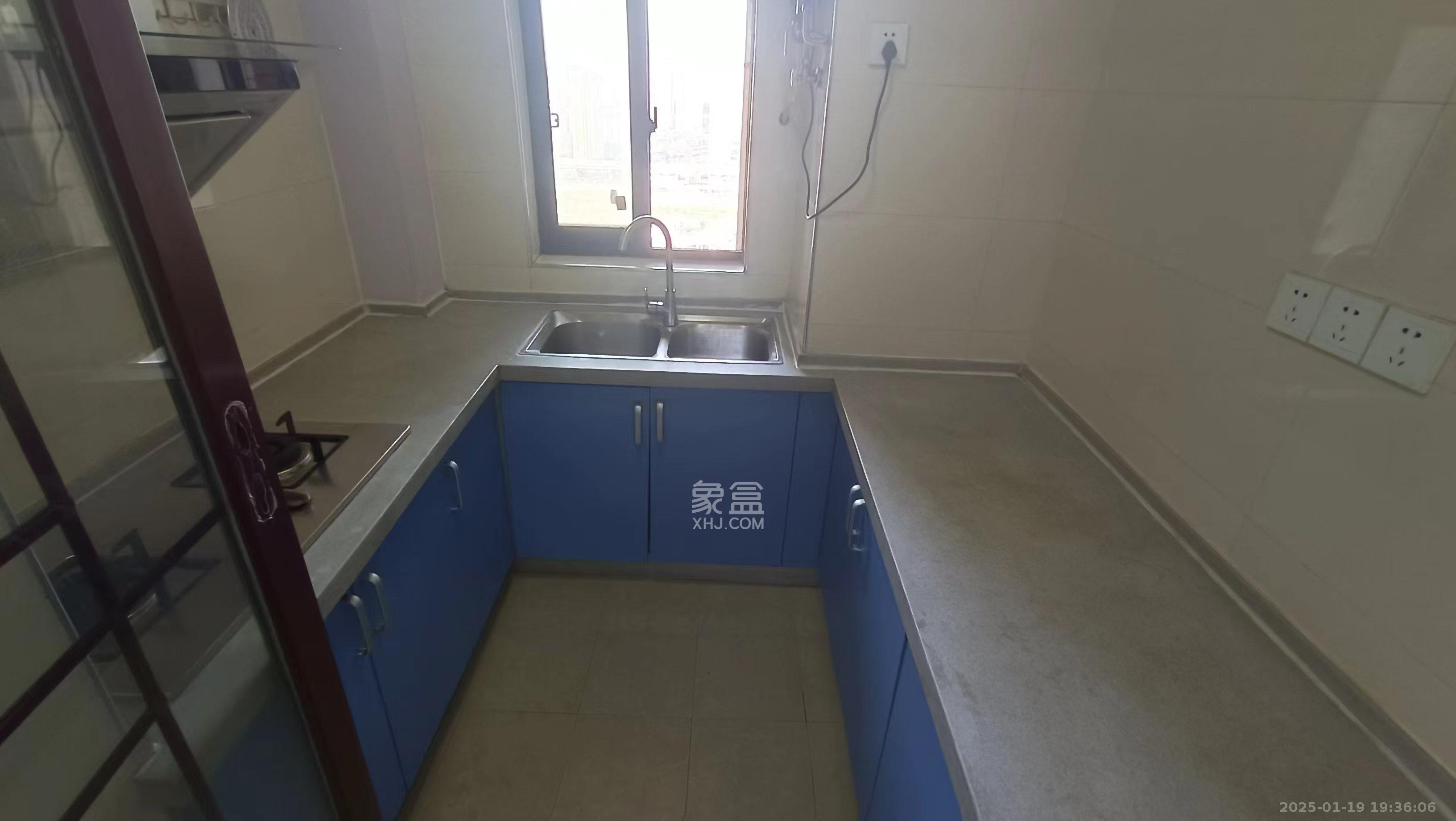 香樟兰亭（朗峰苑）  4室2厅1卫    2600.0元/月室内图