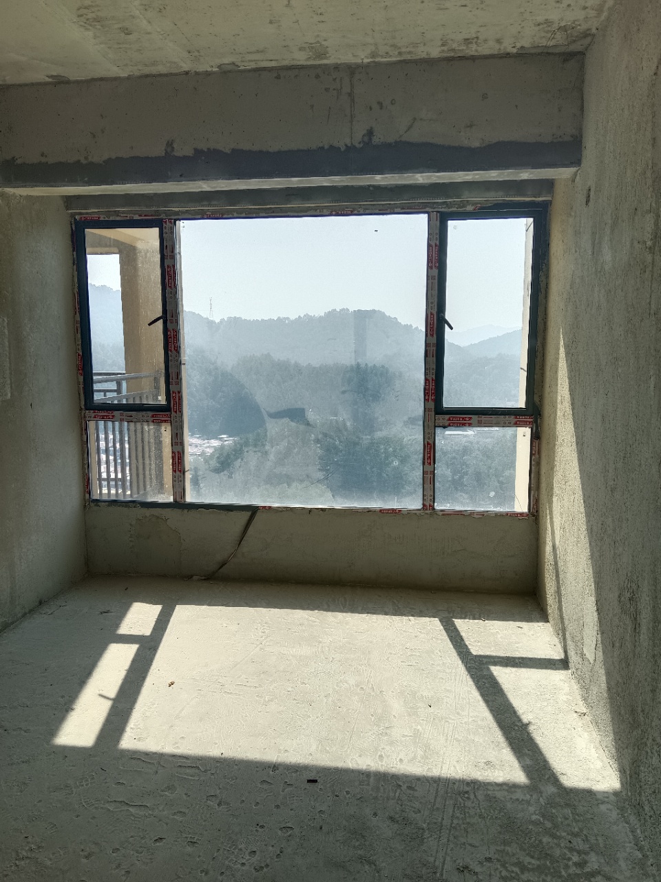 悦江山 3室2厅2卫 75.8万 悦江山 3室2厅2卫 75.8万客厅