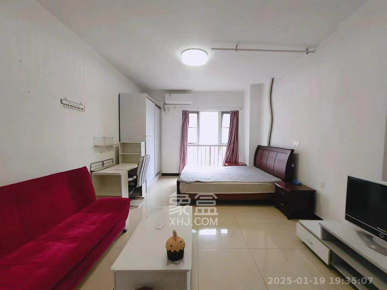 汇富中心  1室1厅1卫   2000.00元/月室内图