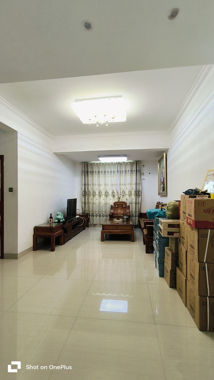 德盛华庭 1室1厅1卫 45.0万 德盛华庭 1室1厅1卫 45.0万室内图