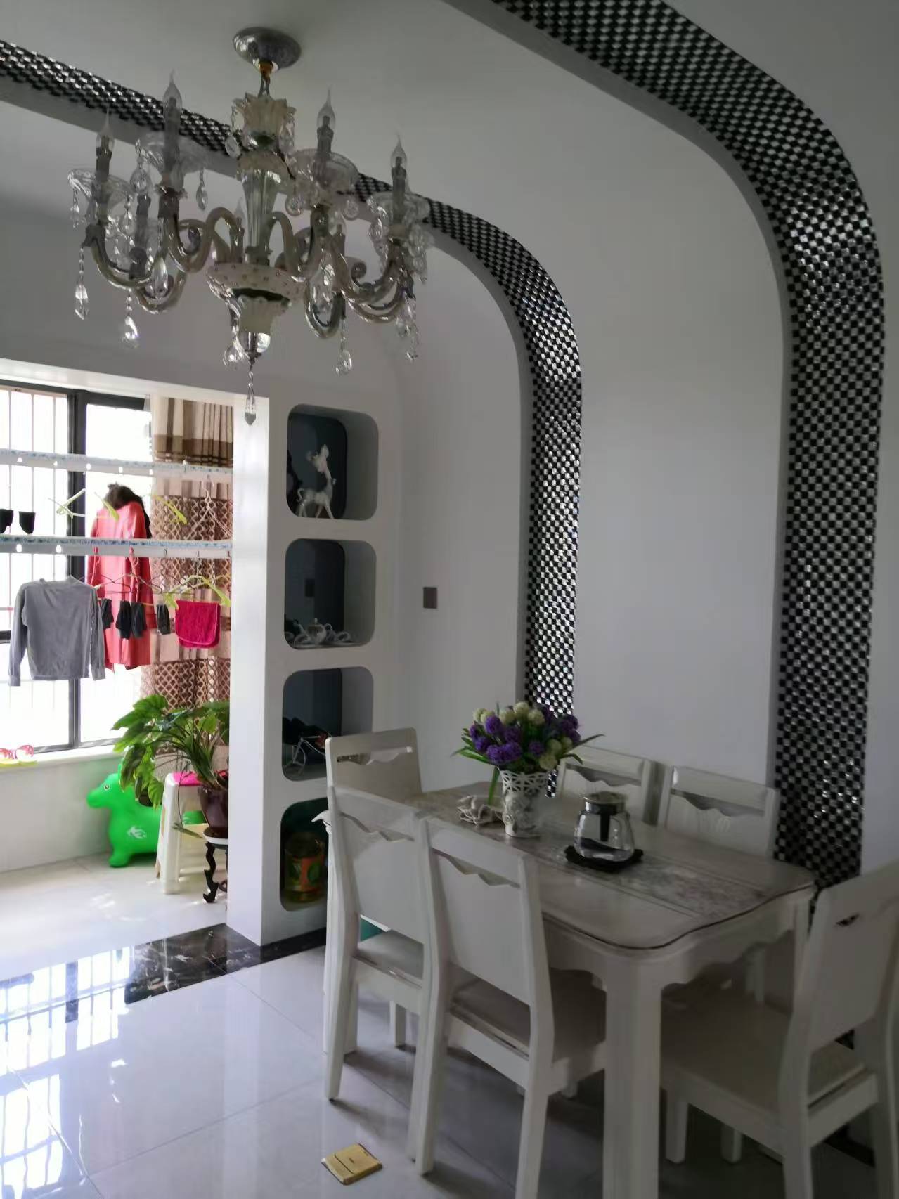 颐景园3期协力小区 3室2厅2卫 2000.0元/月 颐景园3期协力小区 3室2厅2卫 2000.0元/月户型图