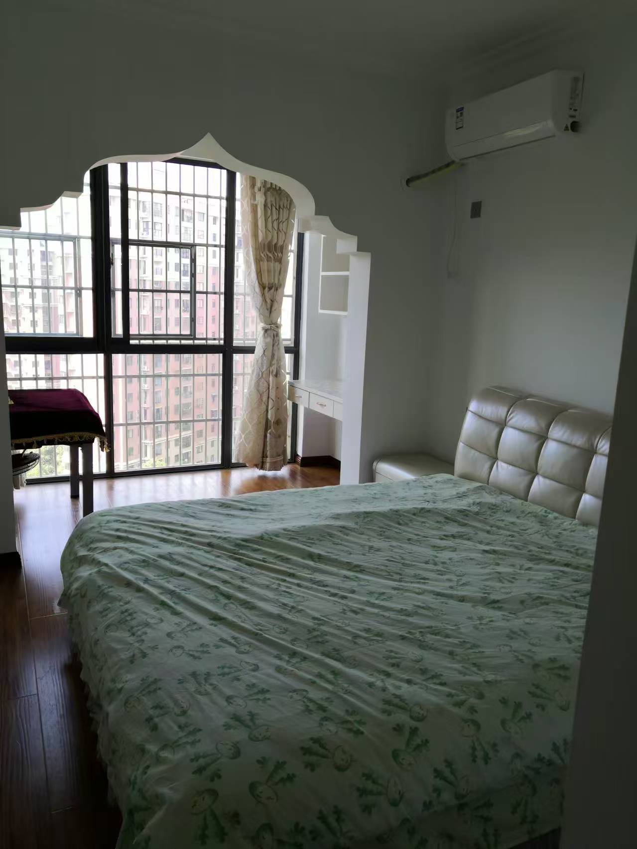 颐景园3期协力小区 3室2厅2卫 2000.0元/月 颐景园3期协力小区 3室2厅2卫 2000.0元/月室内图