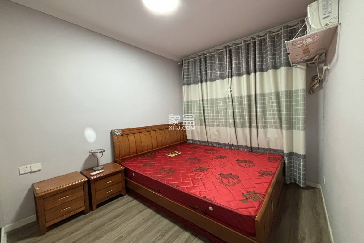 金侨世纪苑 1室1厅1卫 800.0元/月 金侨世纪苑 1室1厅1卫 800.0元/月室内图