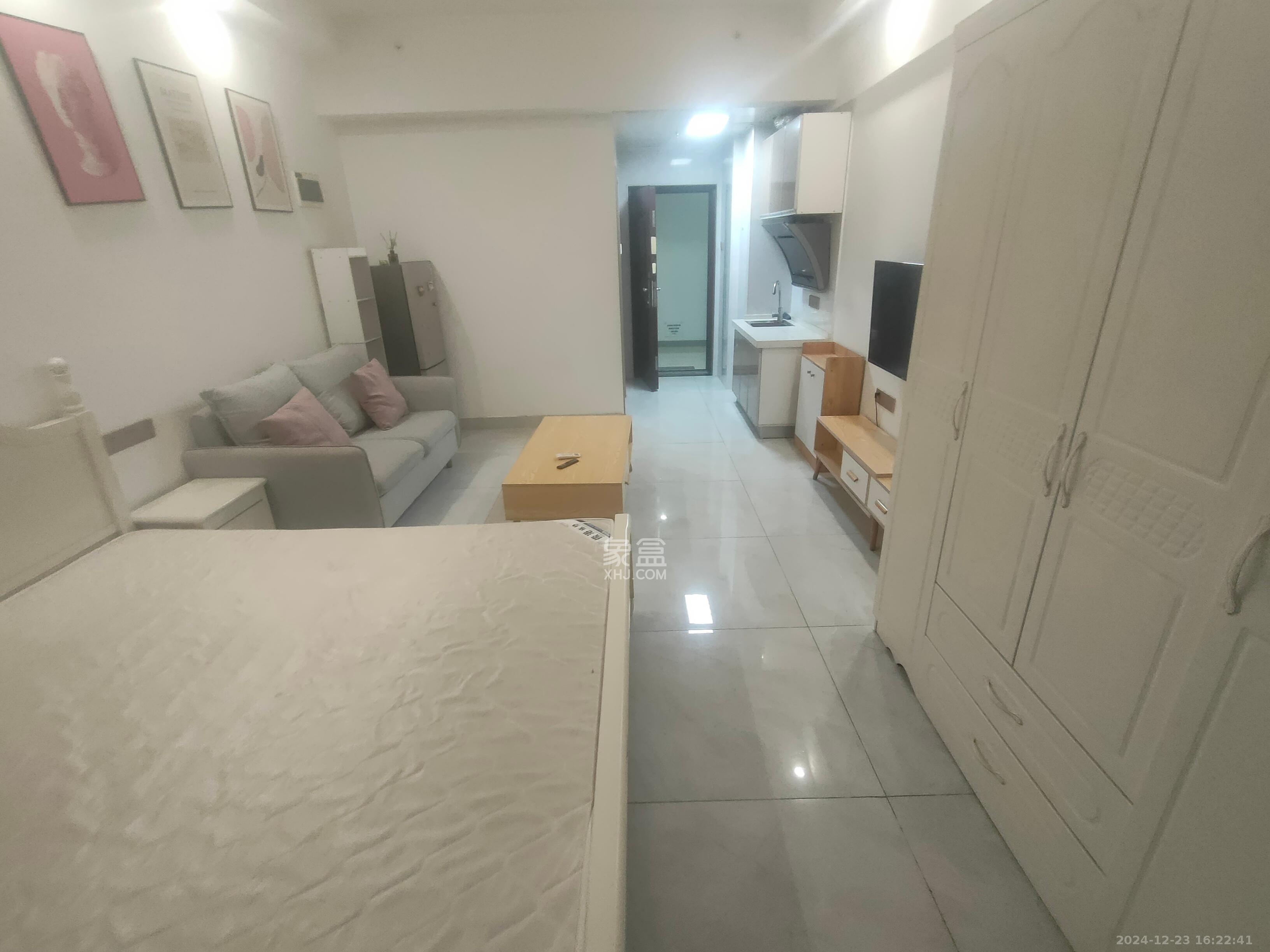 五峰国际 1室1厅1卫 1600.0元/月 五峰国际 1室1厅1卫 1600.0元/月室内图