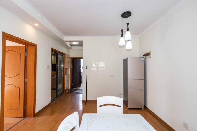 佛奥康桥水岸  3室2厅1卫    1600.0元/月 佛奥康桥水岸  3室2厅1卫    1600.0元/月室内图