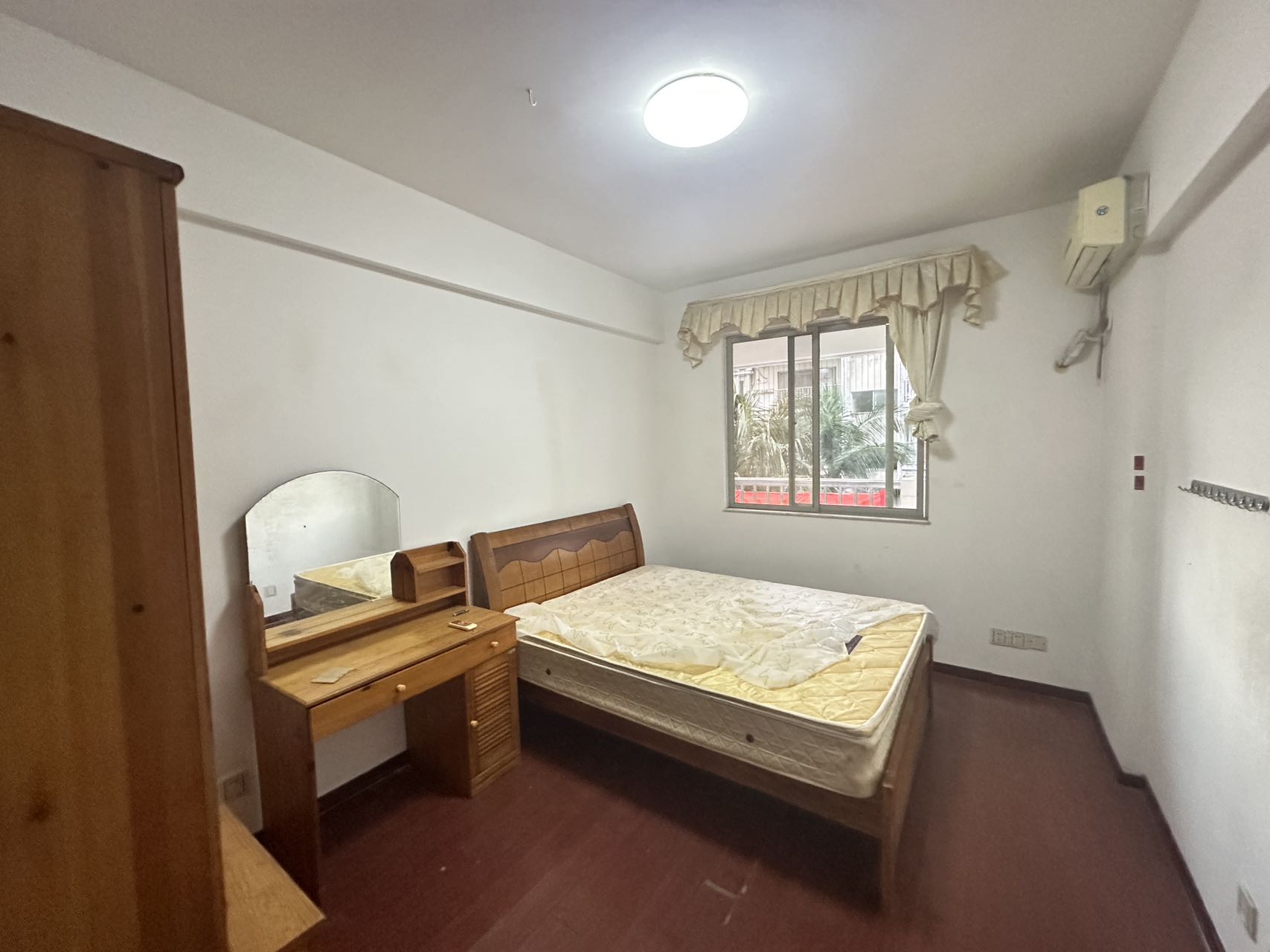 海联新村  3室2厅2卫    135.0万 海联新村  3室2厅2卫    135.0万室内图