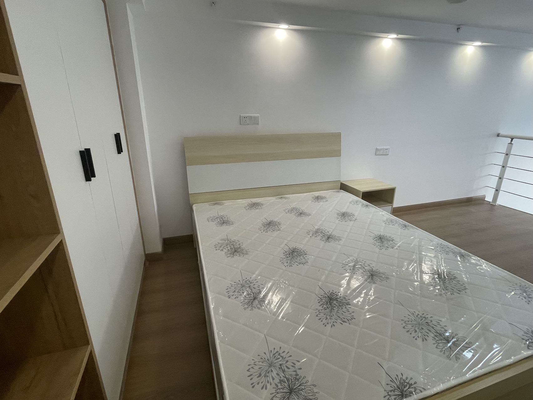 新长海D1站  1室0厅0卫   1600.00元/月室内图