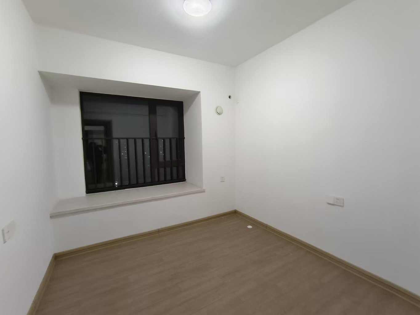 美的翰城  3室2厅2卫    93.8万 美的翰城  3室2厅2卫    93.8万室内图