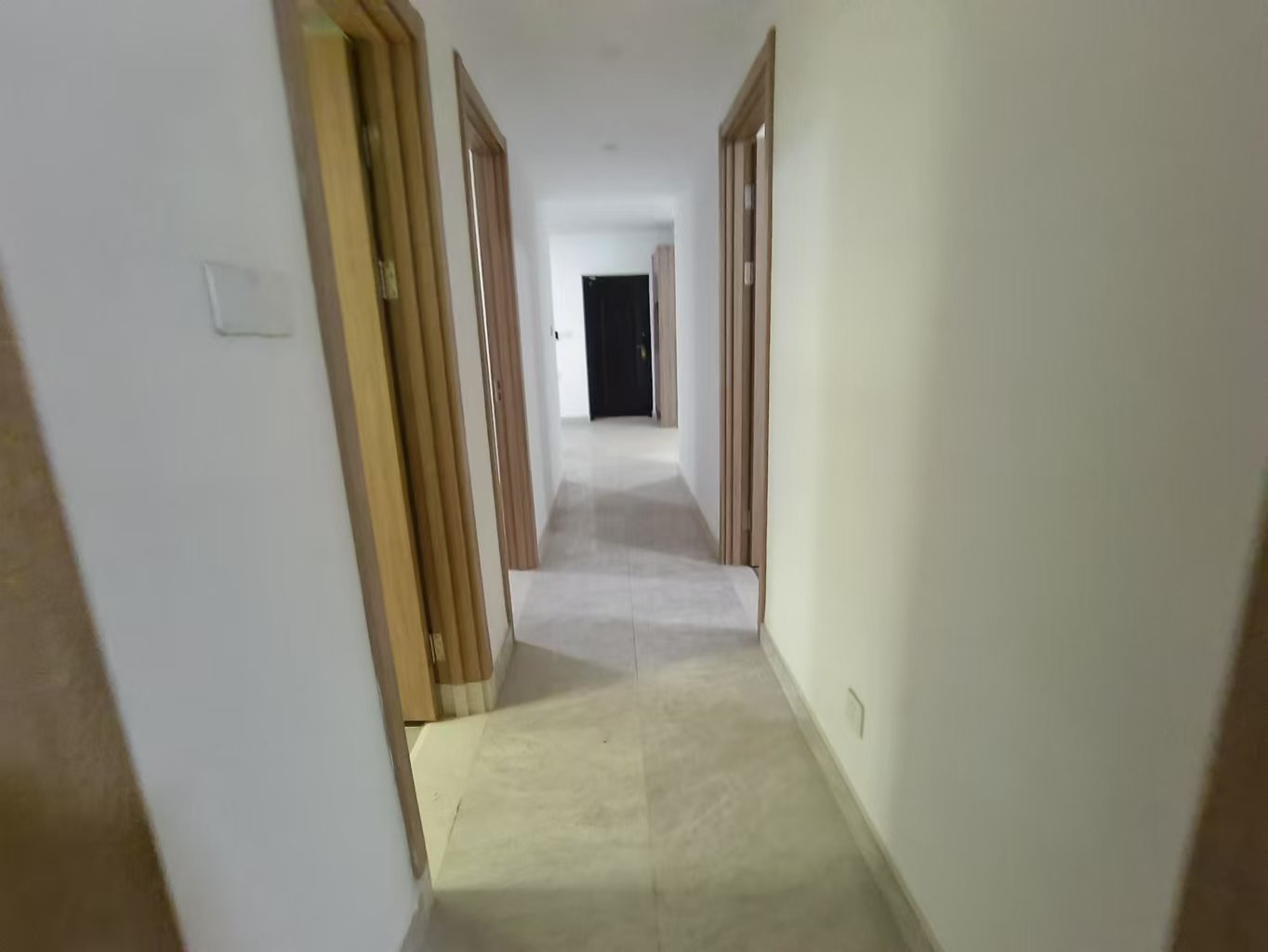 美的翰城  3室2厅2卫    93.8万 美的翰城  3室2厅2卫    93.8万室内图