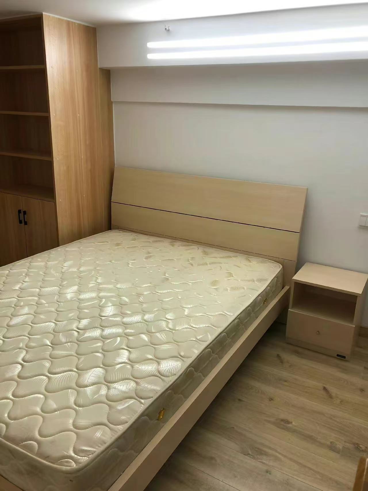 信诚湘江揽月(至善美景大厦) 1室1厅1卫 1600.0元/月 信诚湘江揽月(至善美景大厦) 1室1厅1卫 1600.0元/月室内图