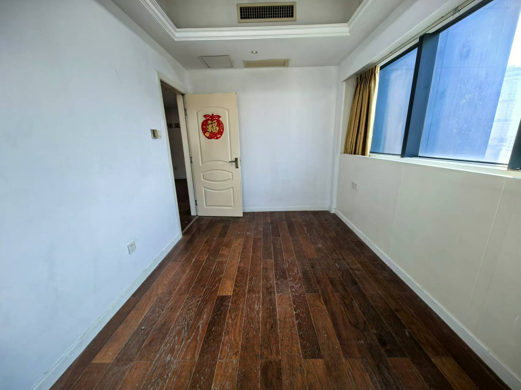 壹号公馆 2室1厅1卫 4000.0元/月 壹号公馆 2室1厅1卫 4000.0元/月室内图