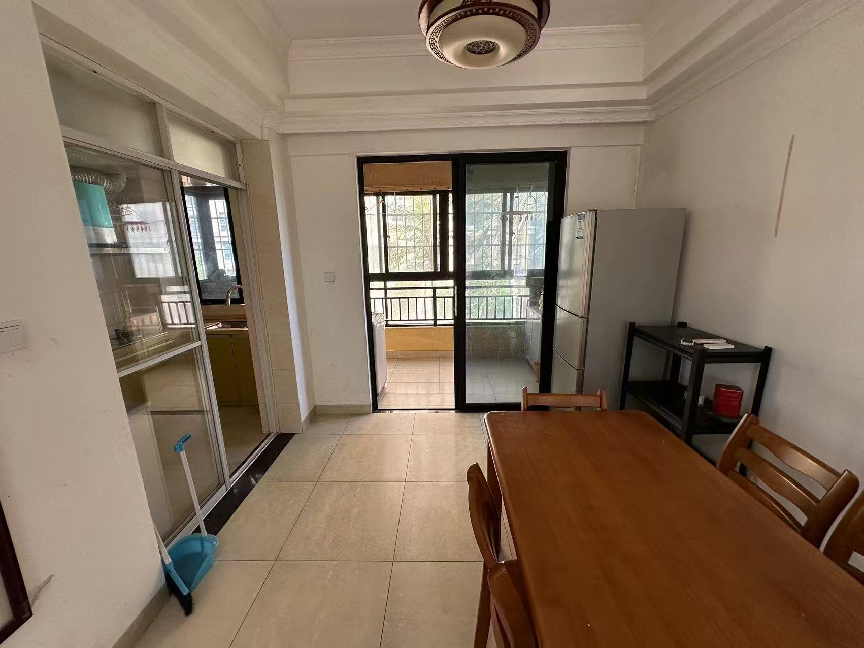 琥珀悠澜  3室2厅2卫    238.0万 琥珀悠澜  3室2厅2卫    238.0万室内图