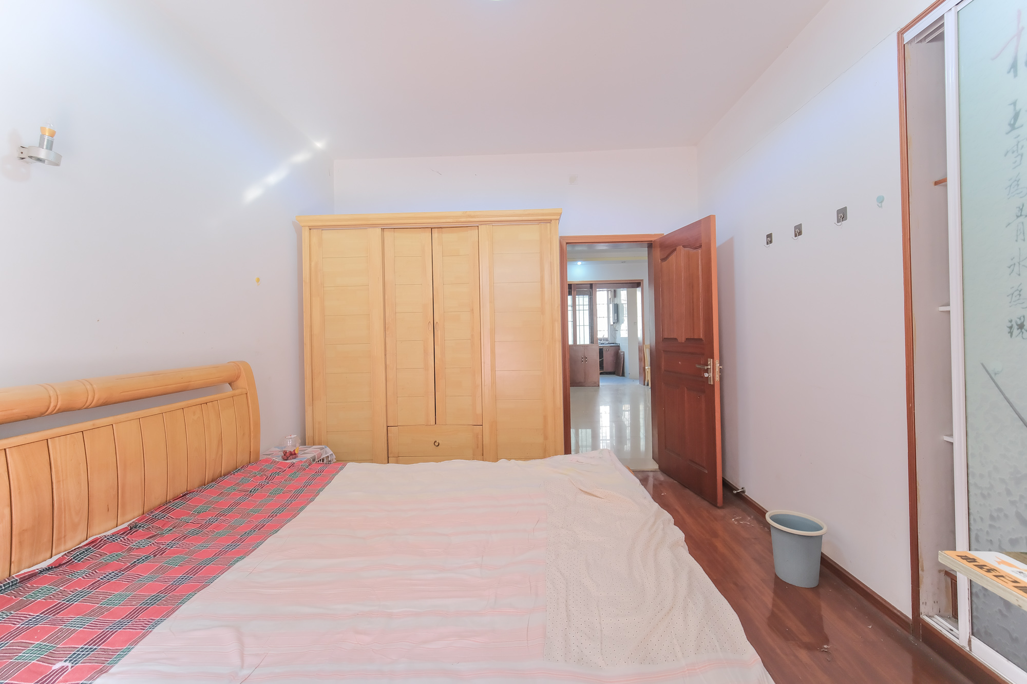 湘绣城  2室2厅1卫    39.8万 湘绣城  2室2厅1卫    39.8万卧室