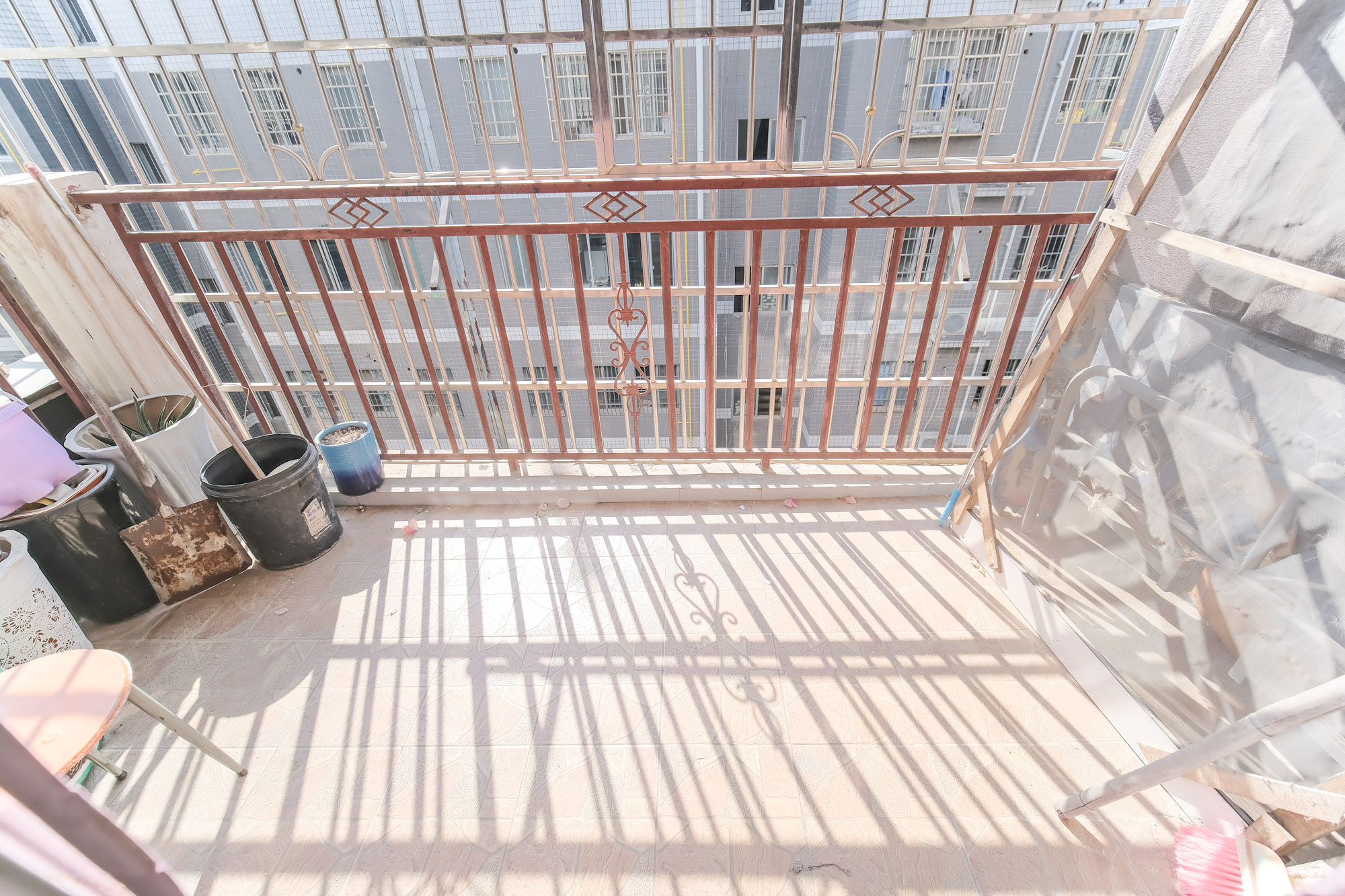 湘绣城  2室2厅1卫    39.8万 湘绣城  2室2厅1卫    39.8万阳台