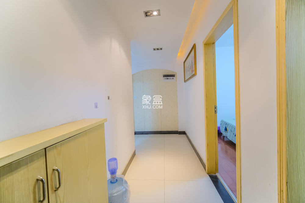 三一街区 3室2厅1卫 1500.0元/月 三一街区 3室2厅1卫 1500.0元/月室内图