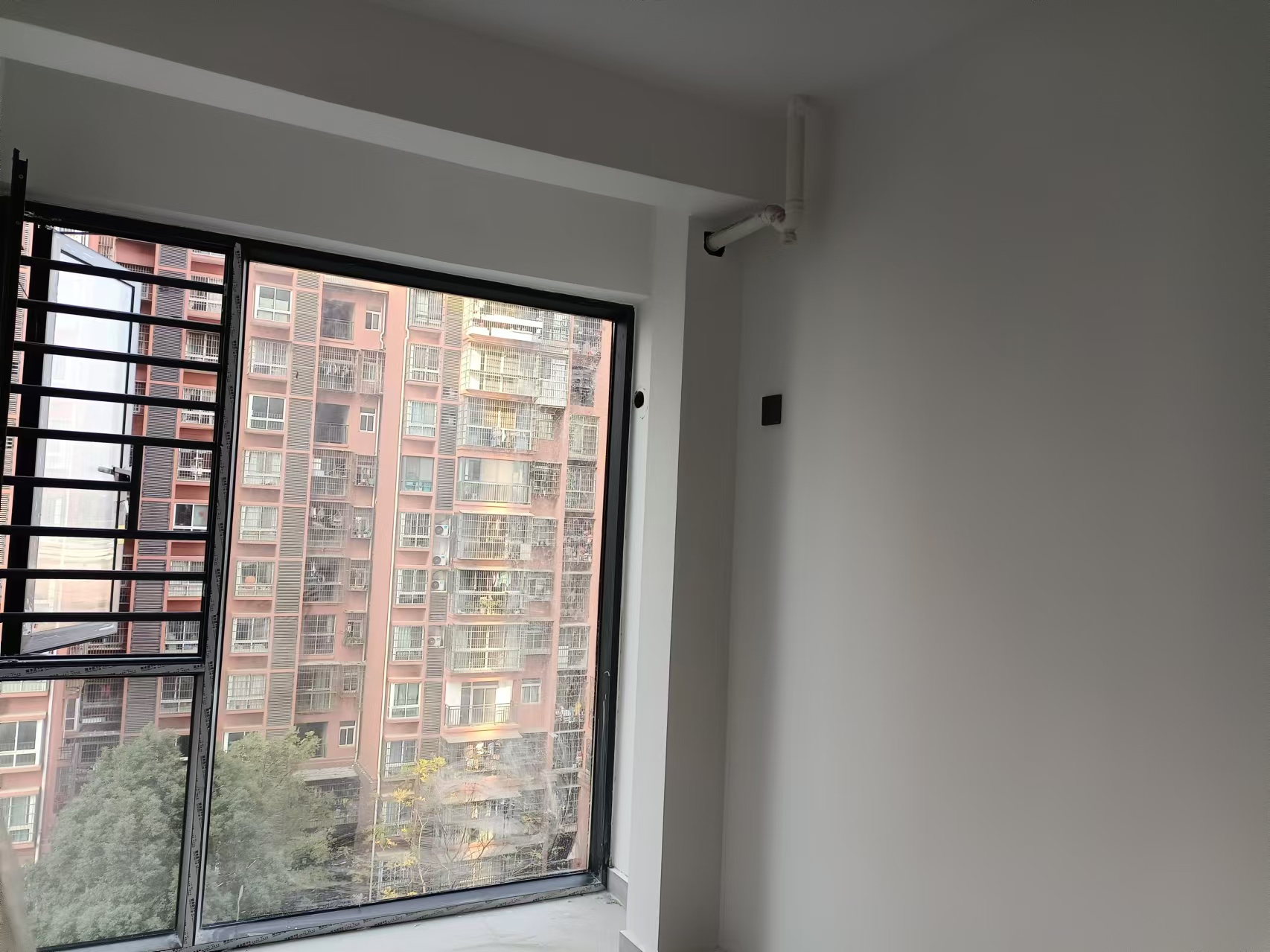 凯富南方鑫城  4室2厅2卫    3500.0元/月 凯富南方鑫城  4室2厅2卫    3500.0元/月室内图