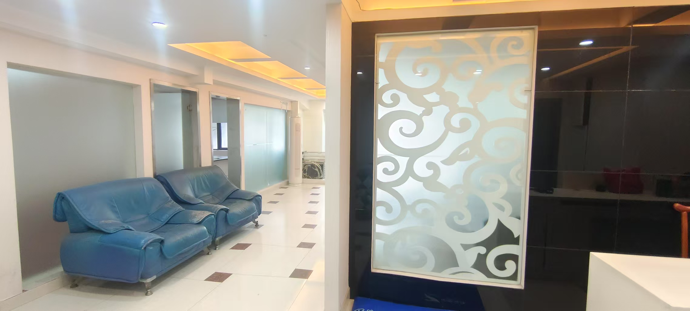 万象新天   122.0㎡      3500.0元/月