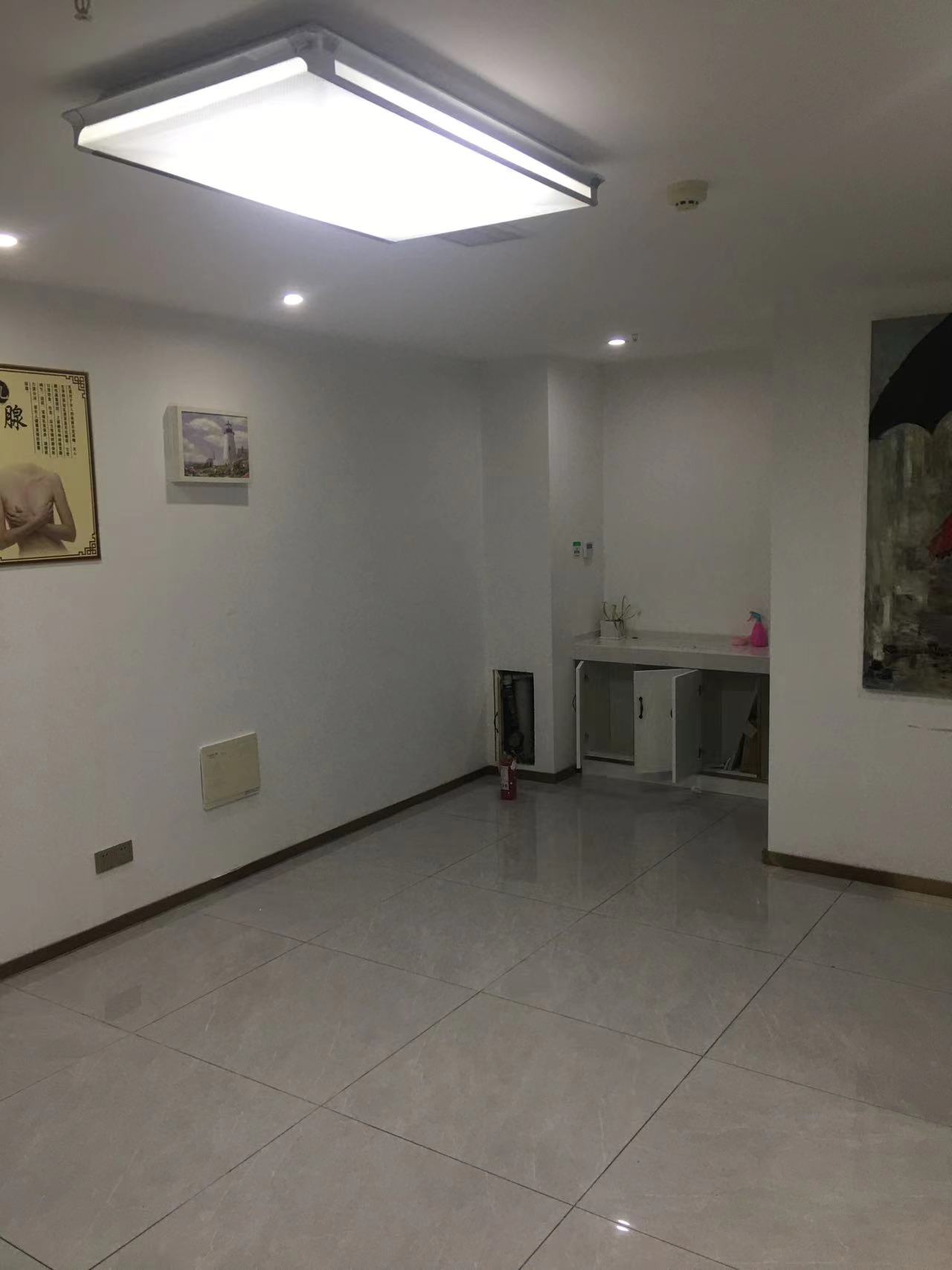 德思勤城市广场（宝格丽公寓）  1室1厅1卫   5000.00元/月室内图