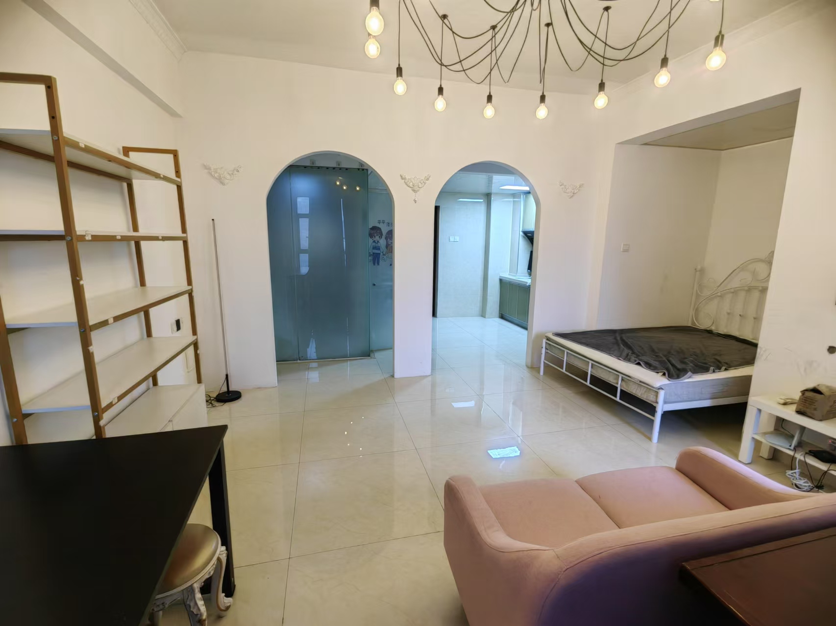 江岸丽都(江与城) 1室1厅1卫 2200.0元/月 江岸丽都(江与城) 1室1厅1卫 2200.0元/月室内图