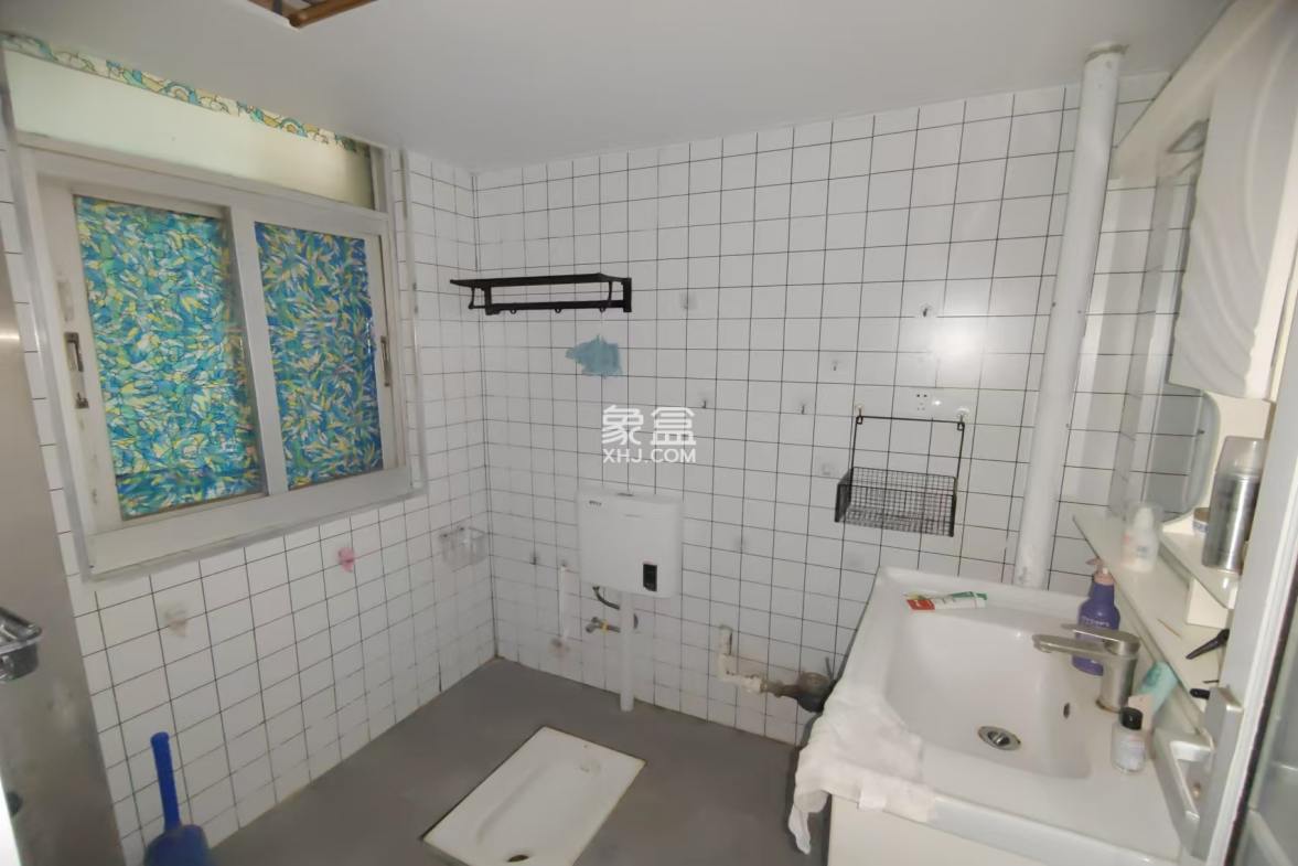 汇源大厦 2室2厅1卫 3500.0元/月 汇源大厦 2室2厅1卫 3500.0元/月室内图