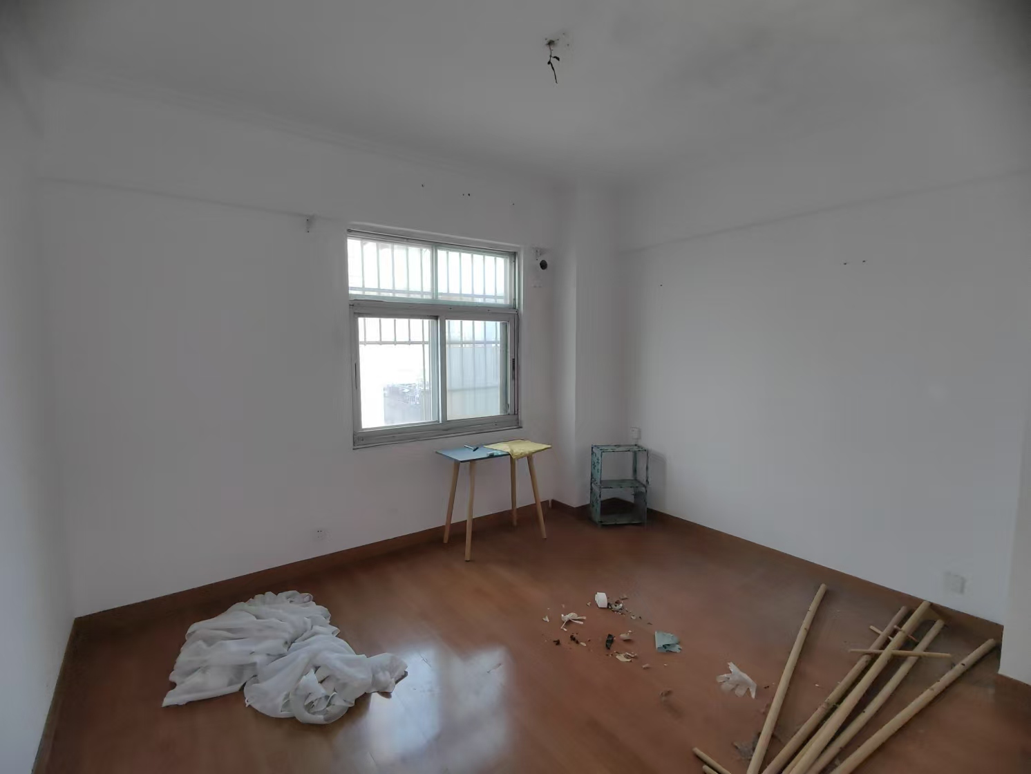 汇源大厦 2室2厅1卫 3500.0元/月 汇源大厦 2室2厅1卫 3500.0元/月室内图