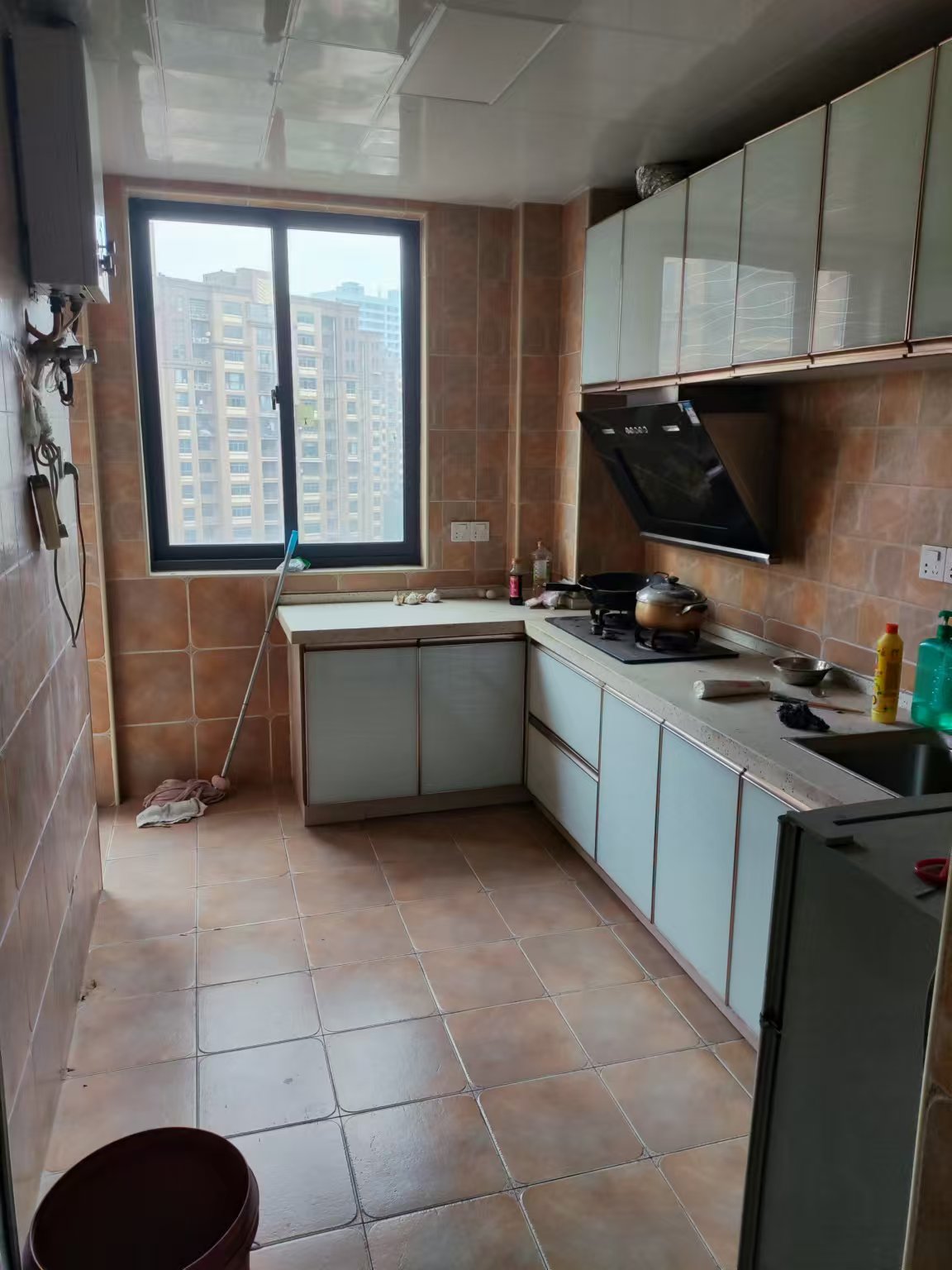 山水嘉园 4室2厅1卫 2000.0元/月 山水嘉园 4室2厅1卫 2000.0元/月室内图