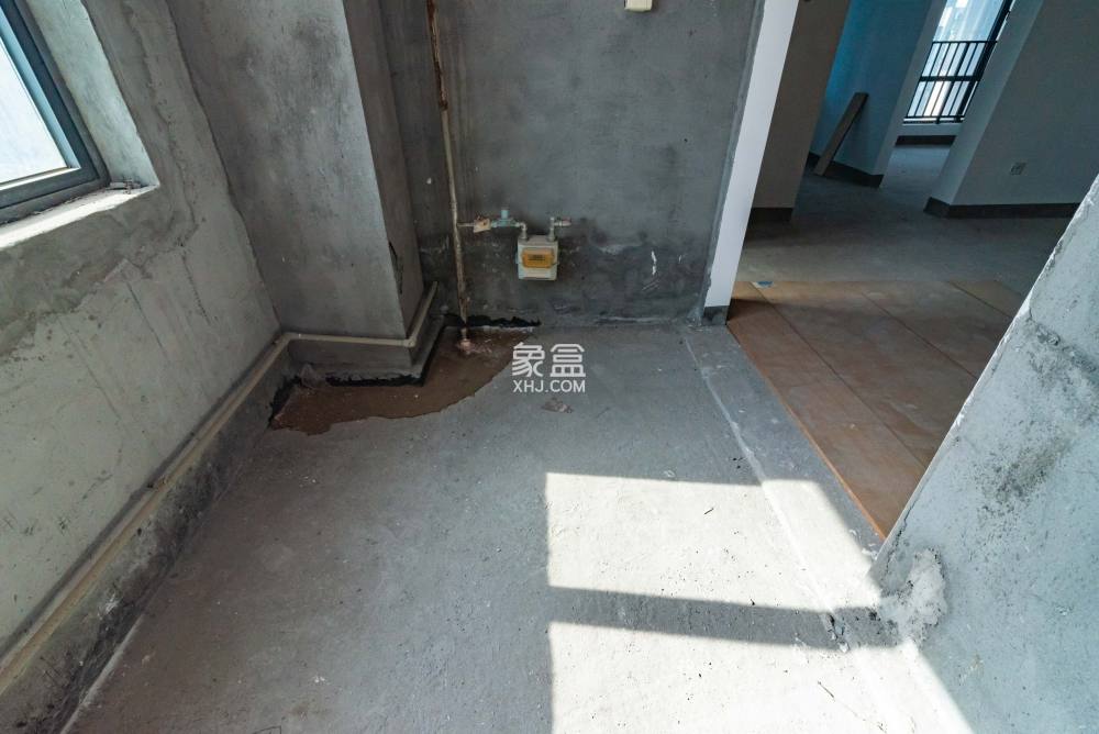 名富公寓  1室2厅1卫   1660.00元/月室内图