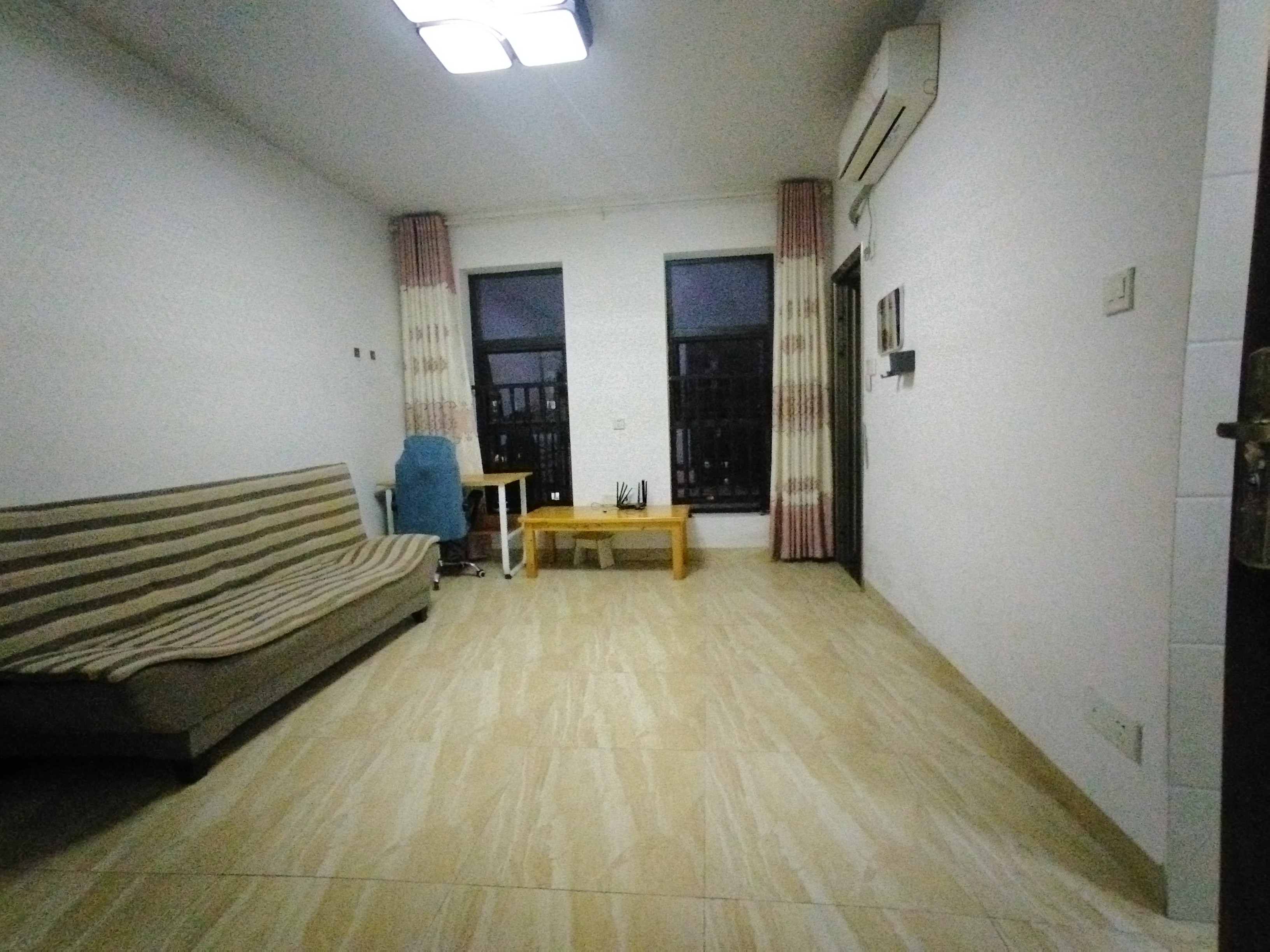 康桥长郡 1室1厅1卫 1400.0元/月 康桥长郡 1室1厅1卫 1400.0元/月室内图