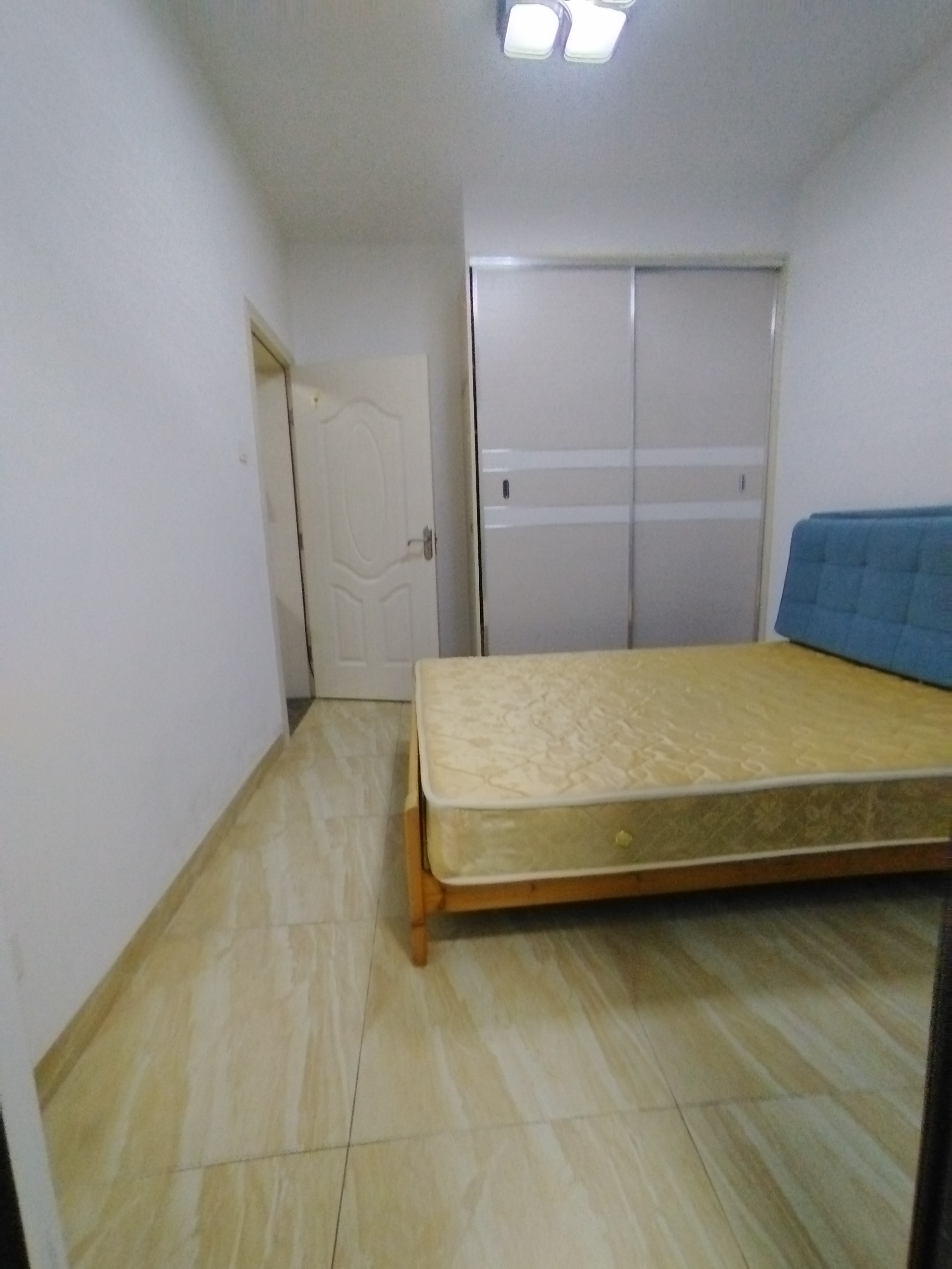 康桥长郡  1室1厅1卫    1400.0元/月室内图